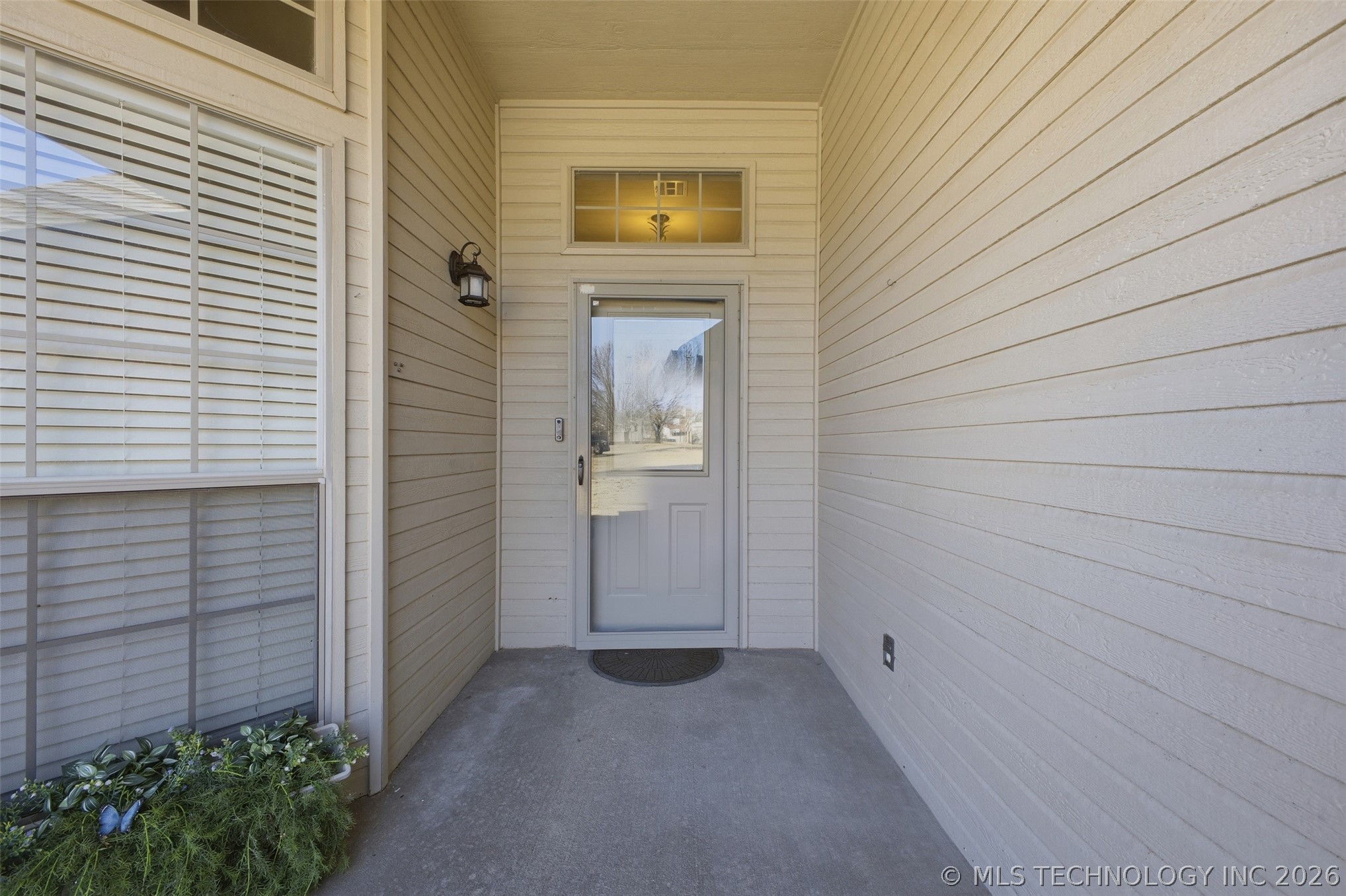 501 Windemere Property Photo 8