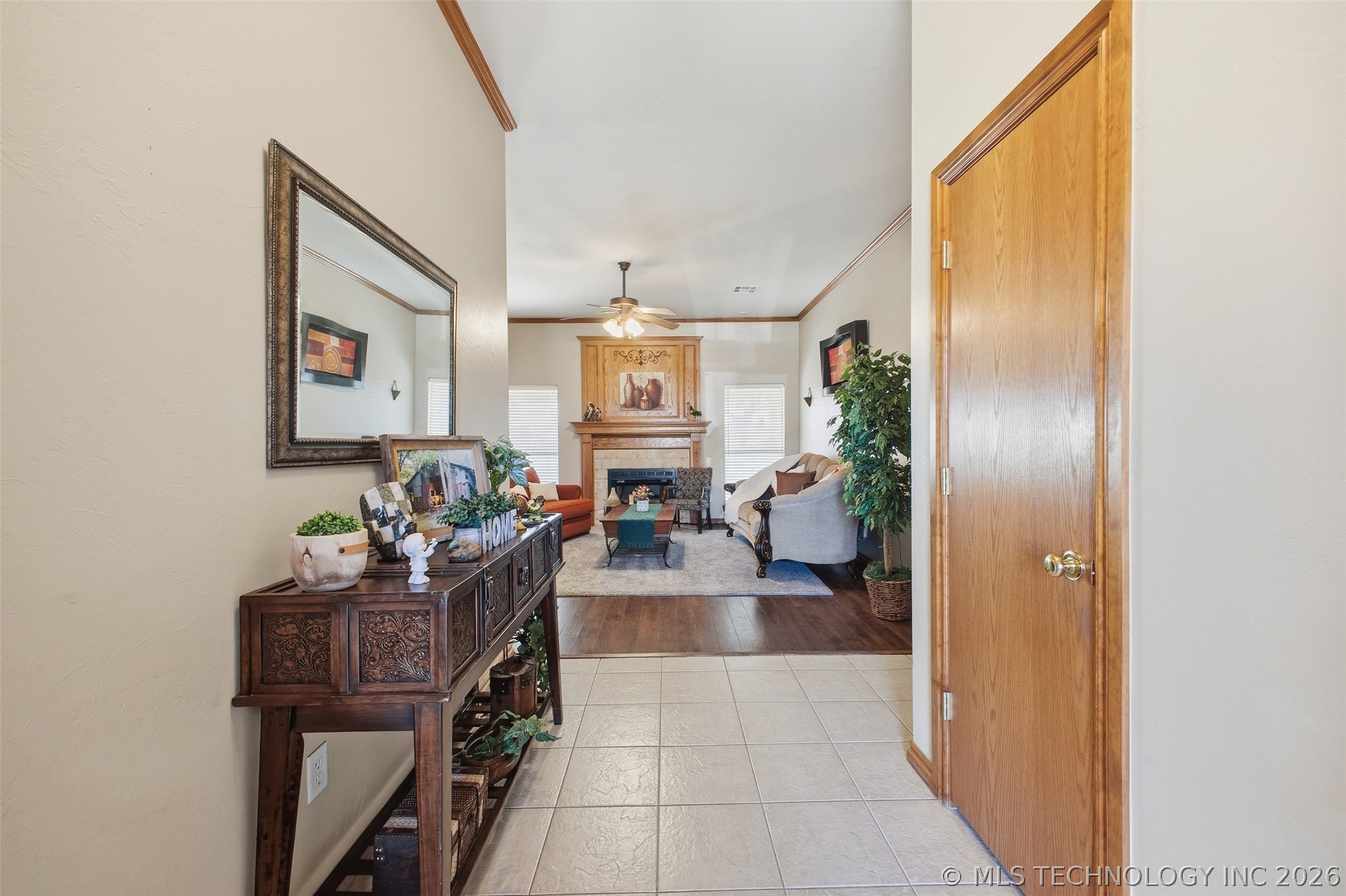 501 Windemere Property Photo 9