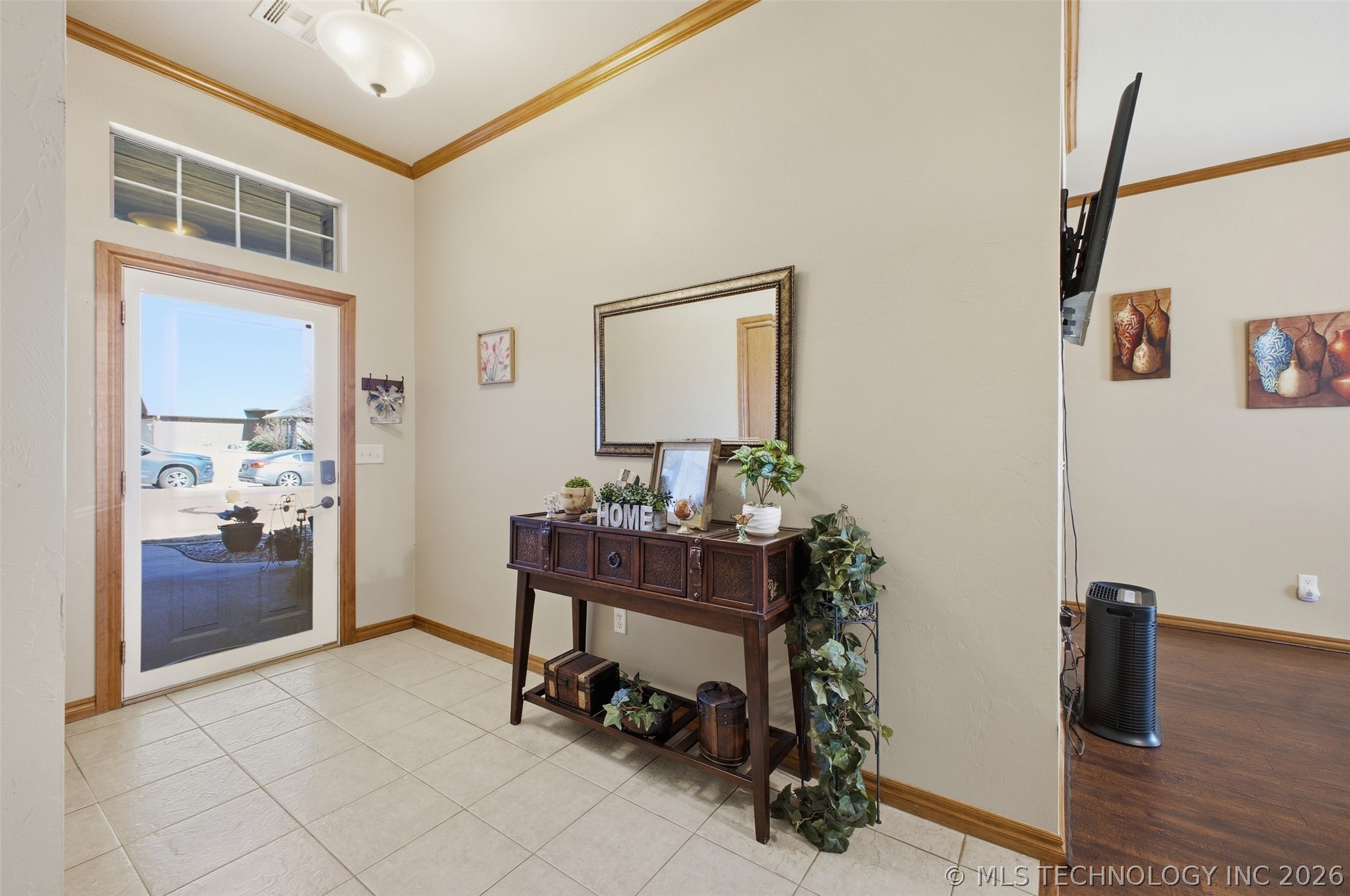 501 Windemere Property Photo 10