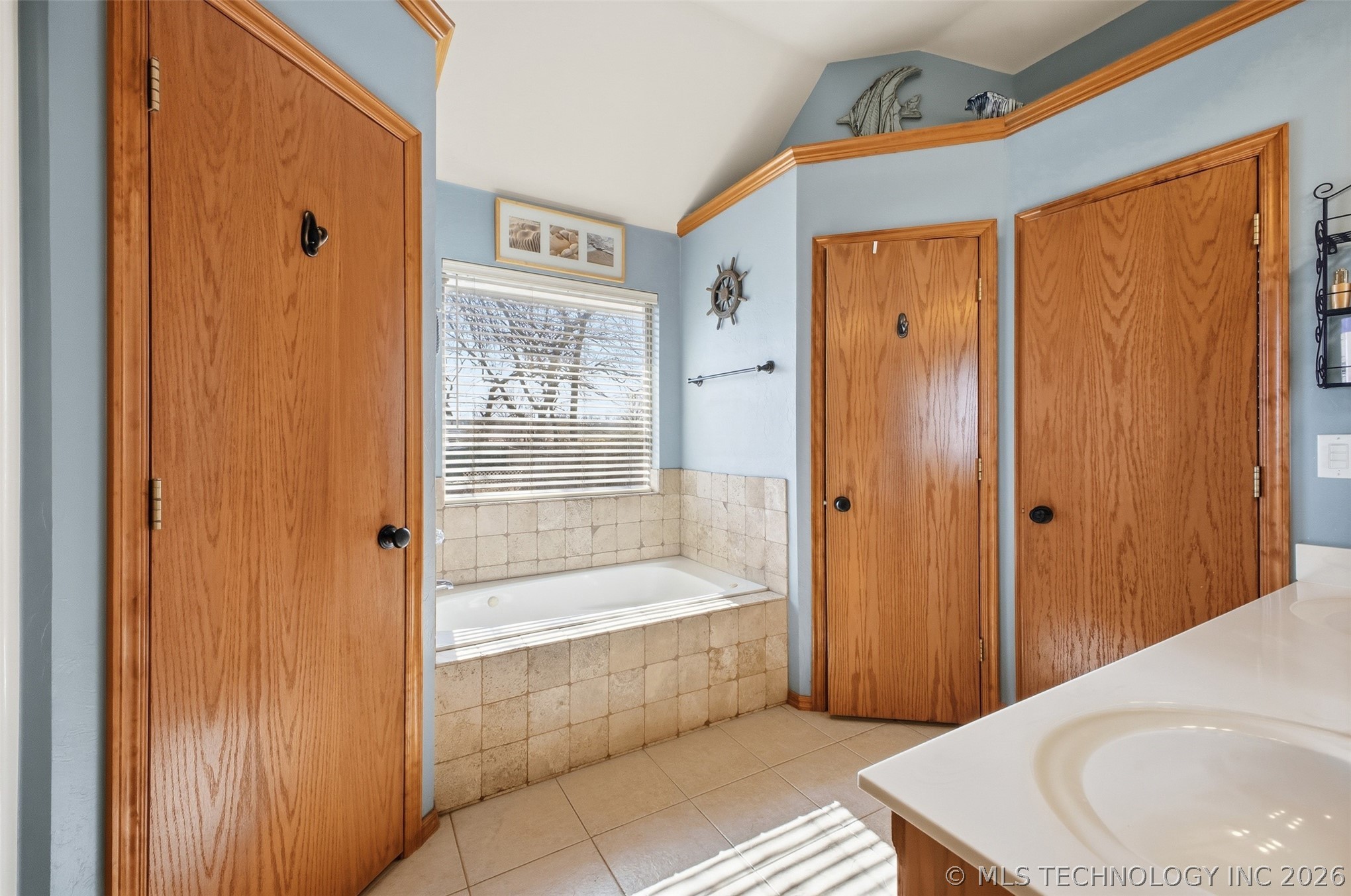 501 Windemere Property Photo 31