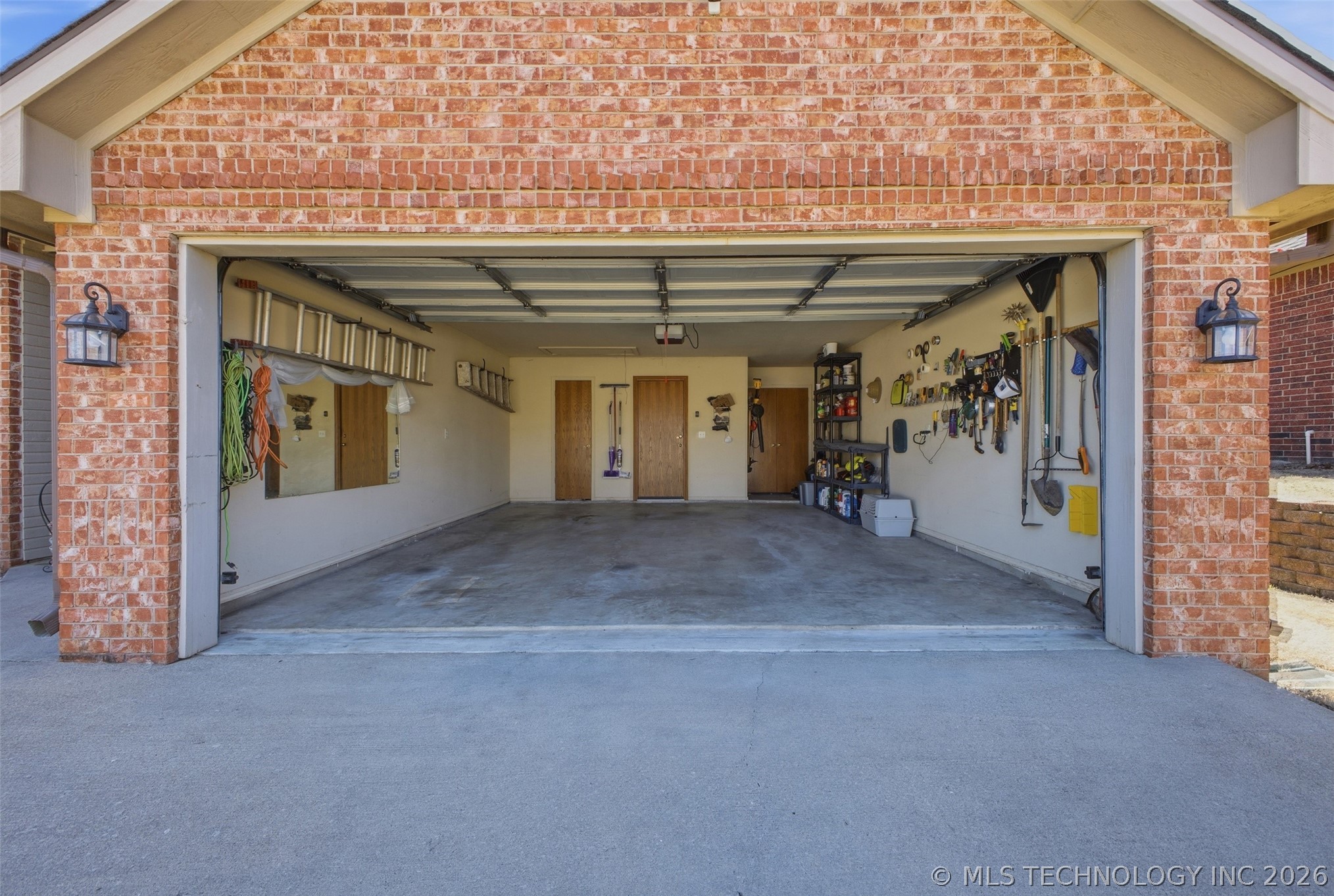 501 Windemere Property Photo 38