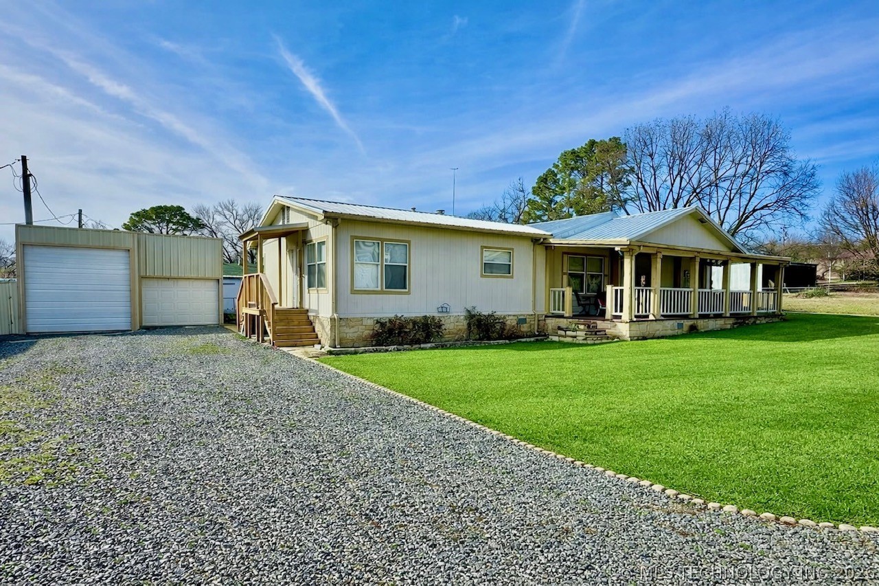 3943 Surf Road Property Photo 2