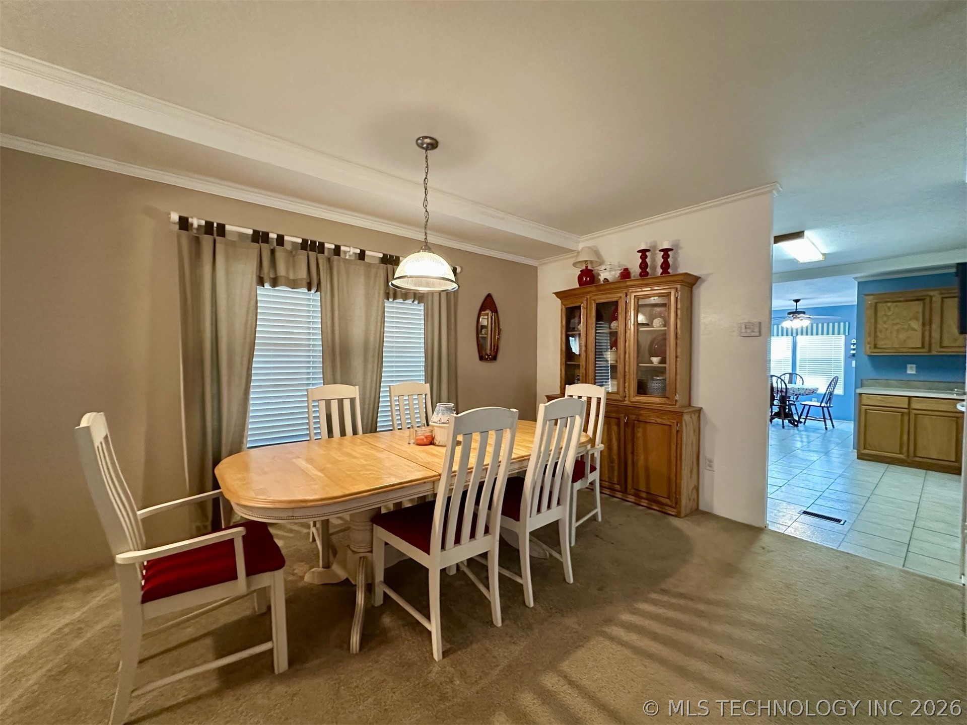 3943 Surf Road Property Photo 9