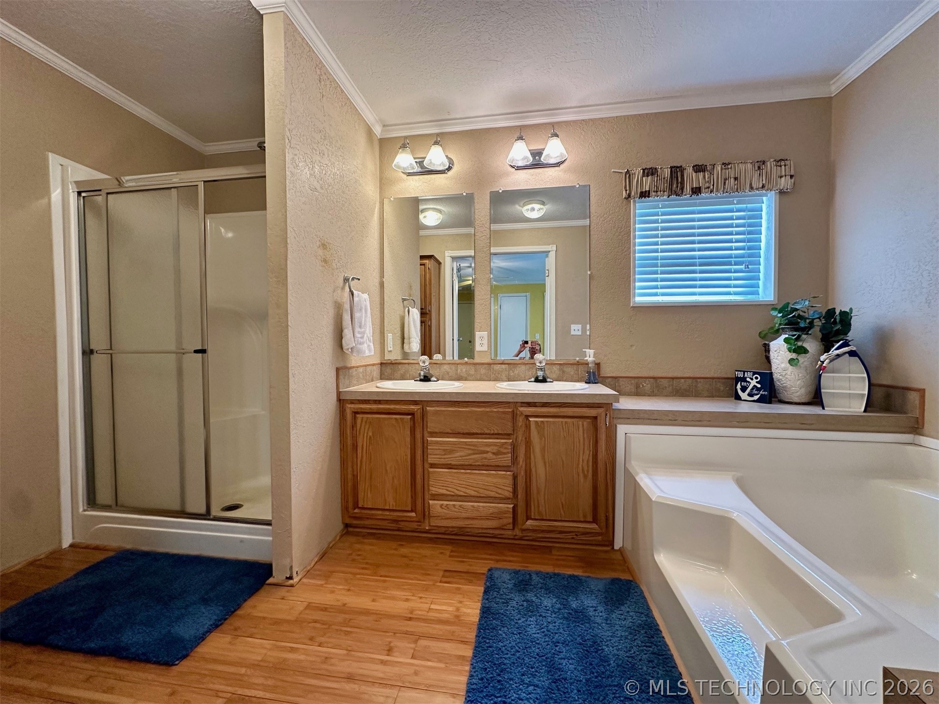 3943 Surf Road Property Photo 16