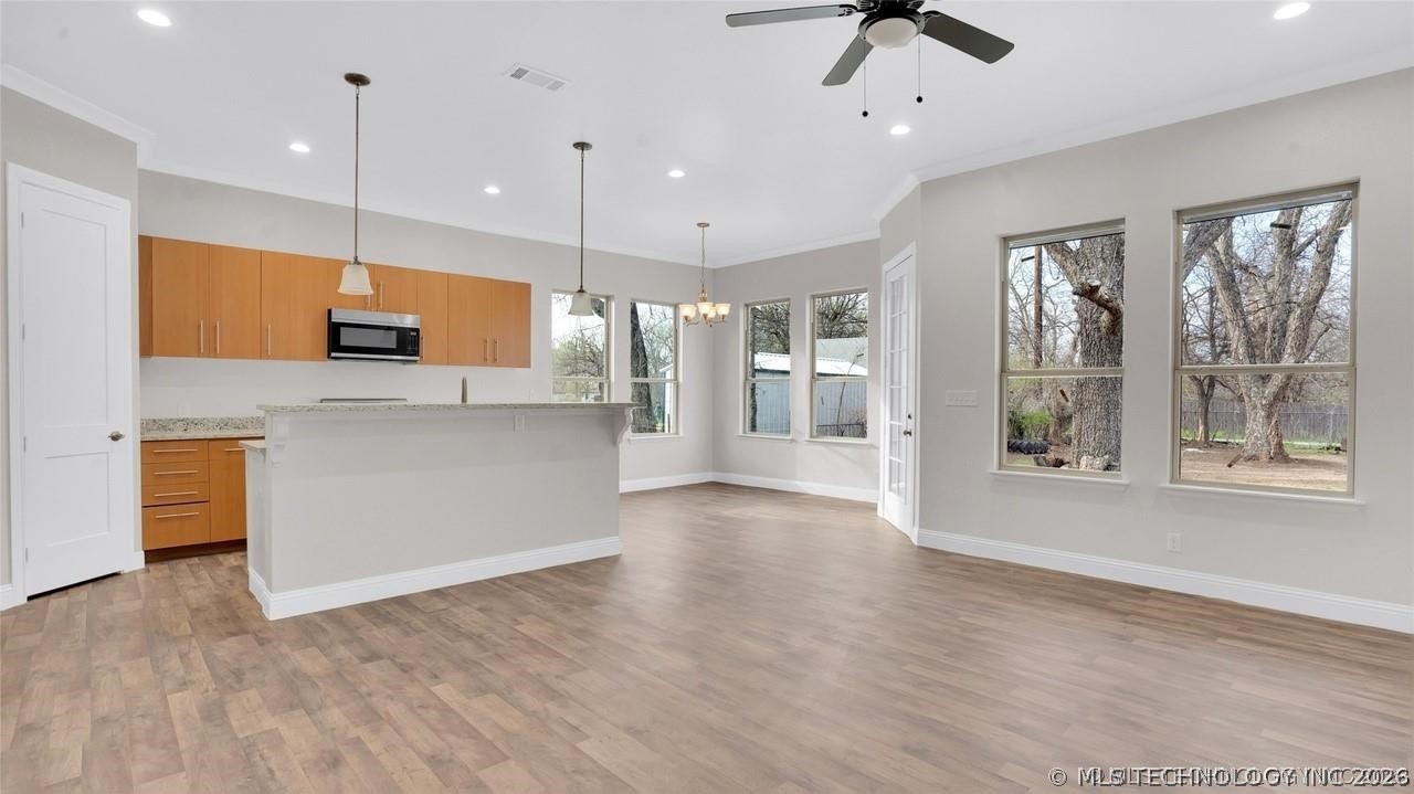 429 Se 3rd Avenue Property Photo 3