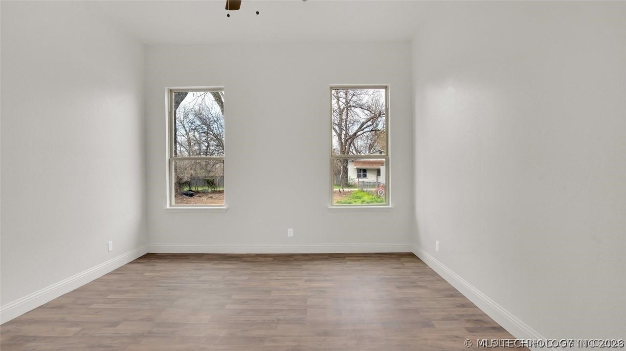 429 Se 3rd Avenue Property Photo 13