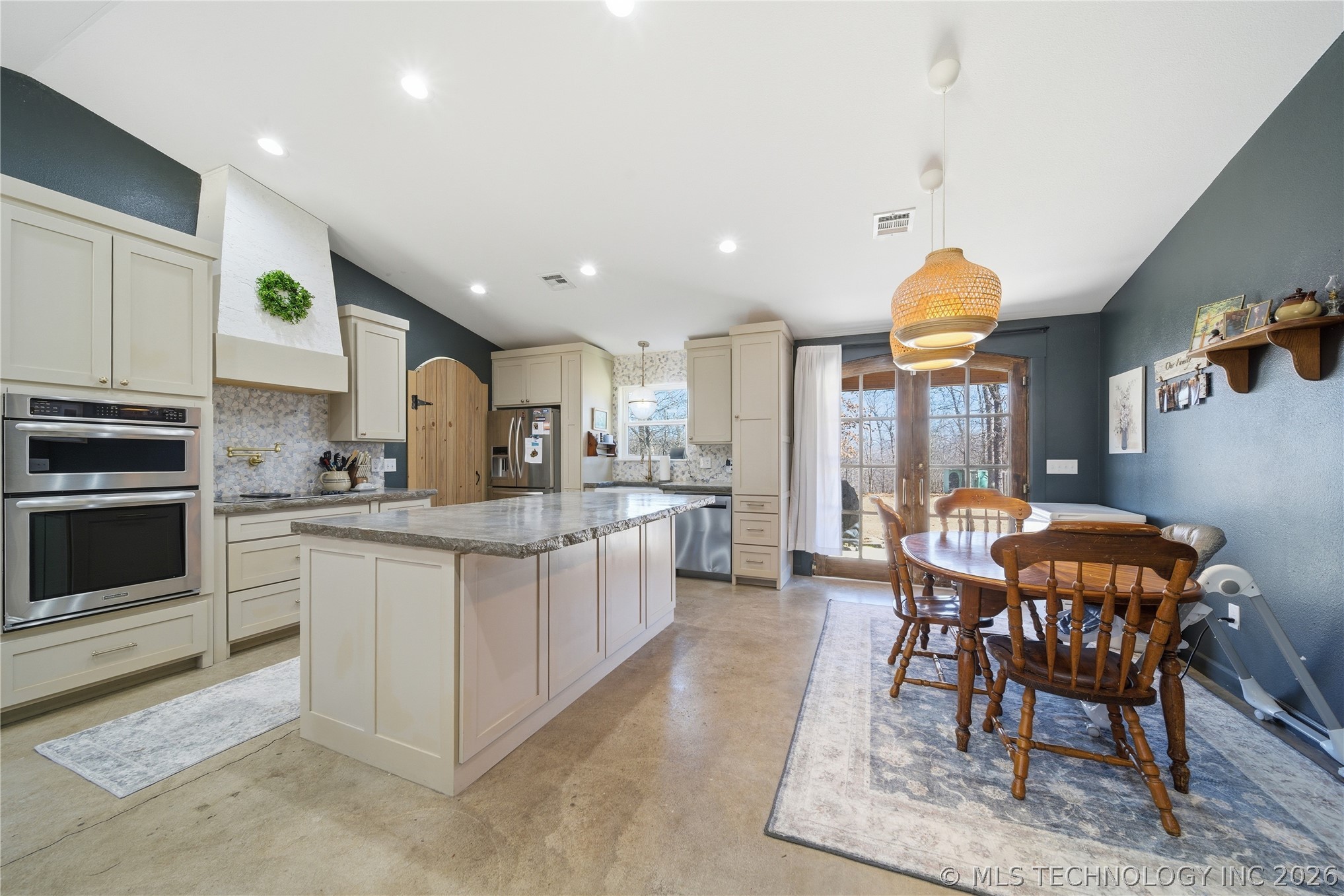 441010 E 345 Road Property Photo 11