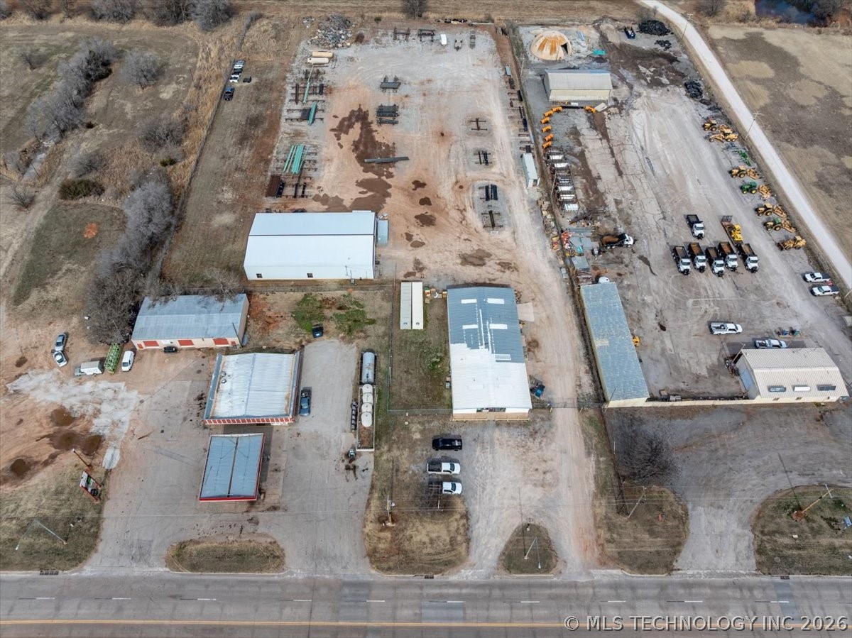 1103 E Choctaw Street Property Photo 3