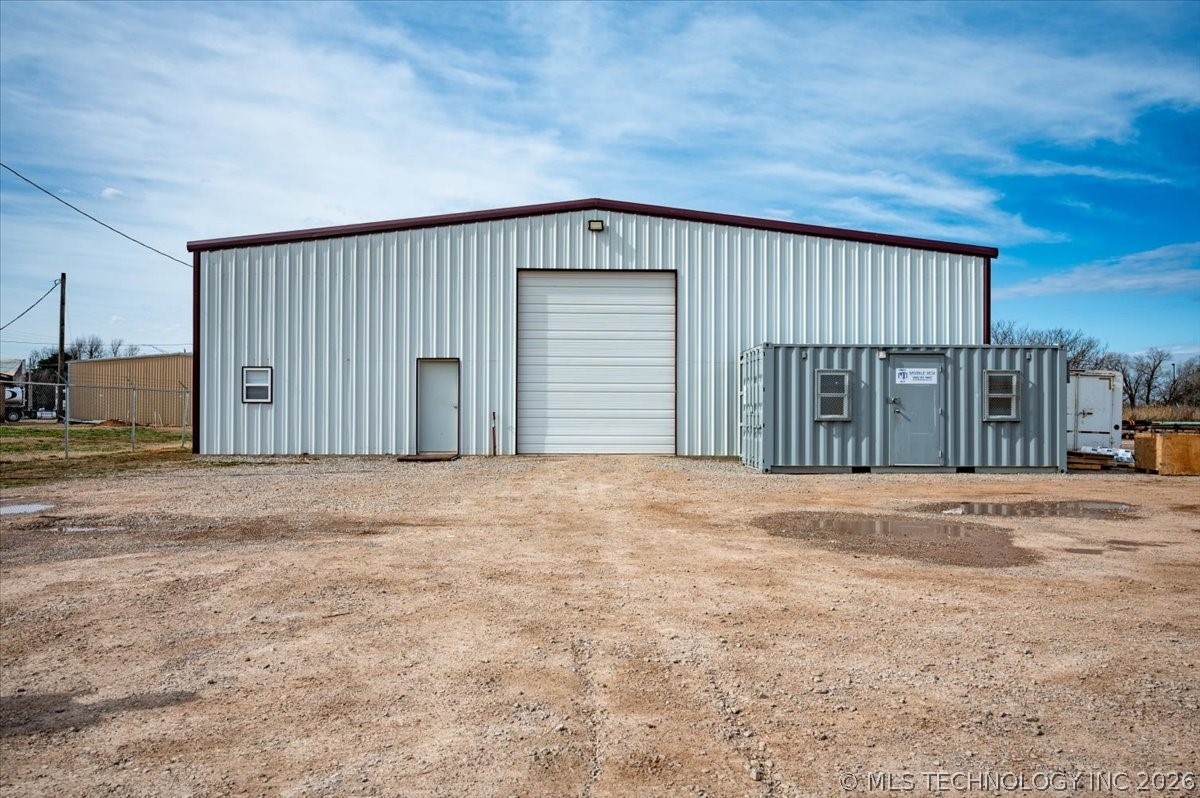 1103 E Choctaw Street Property Photo 14