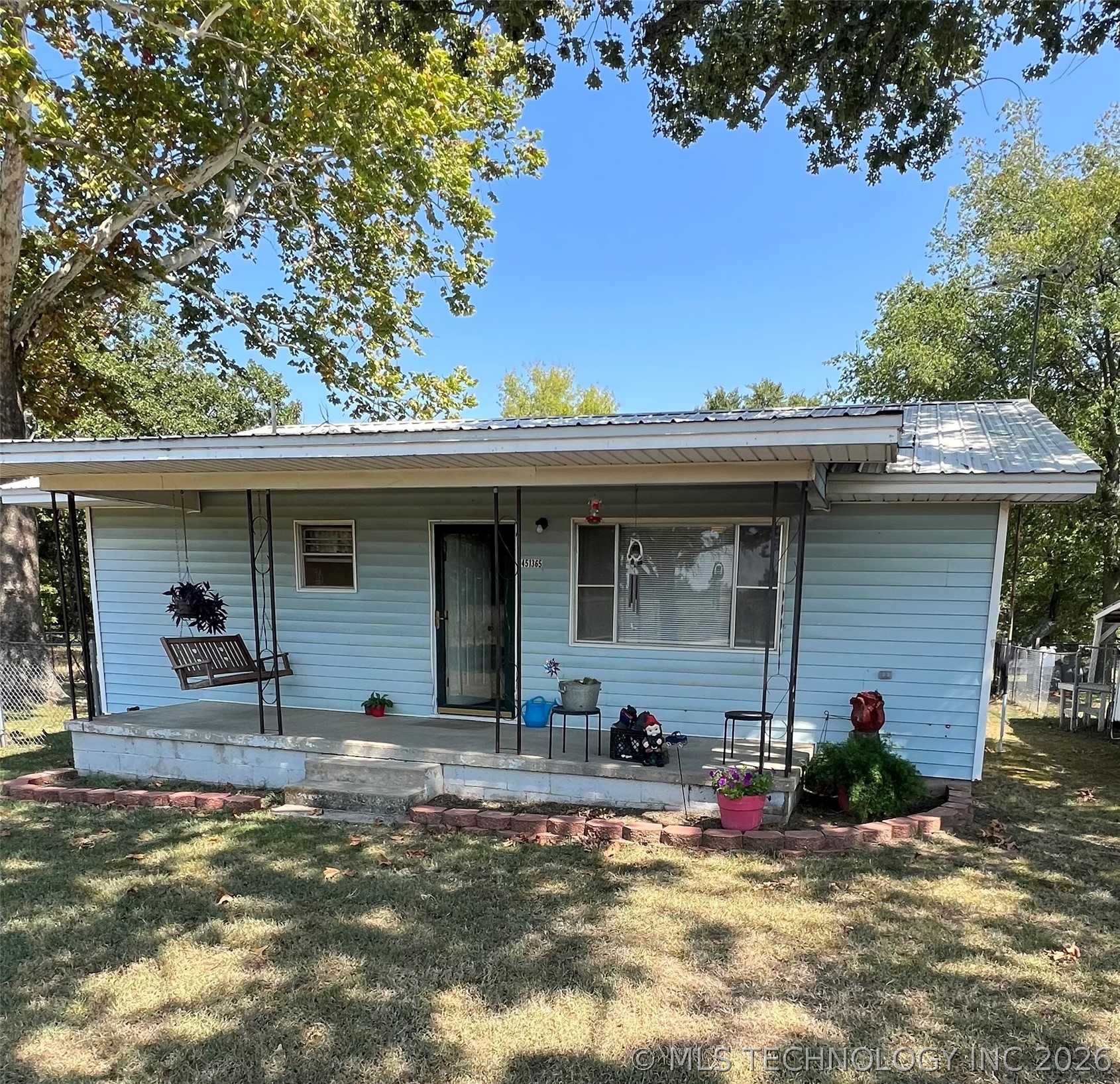 451365 E 976 Road Property Photo 1