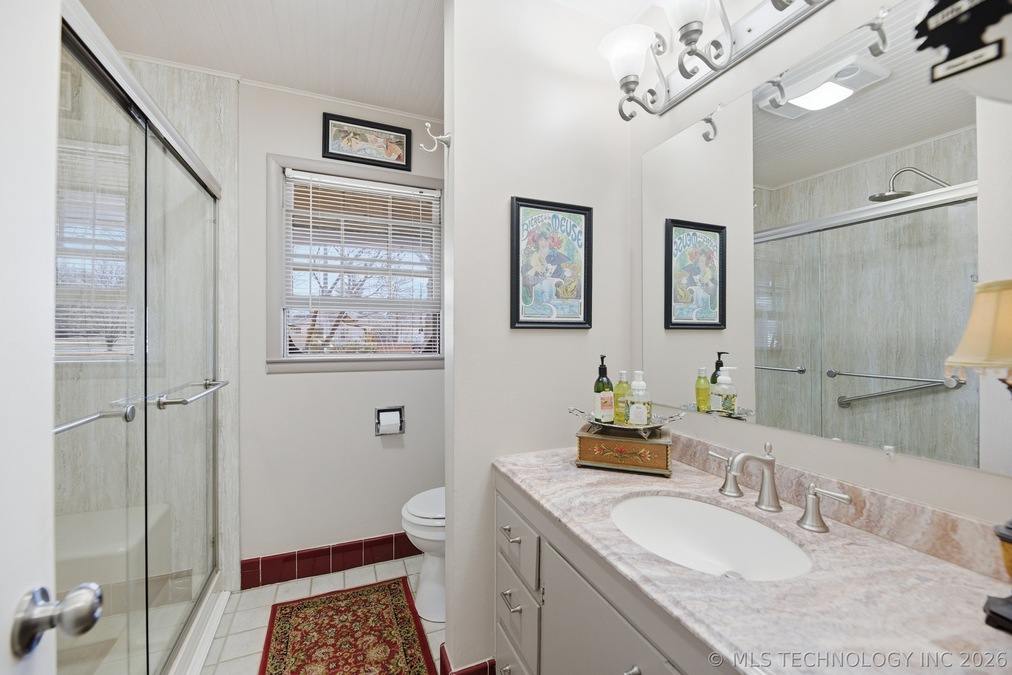 4209 E 40th Place Property Photo 15