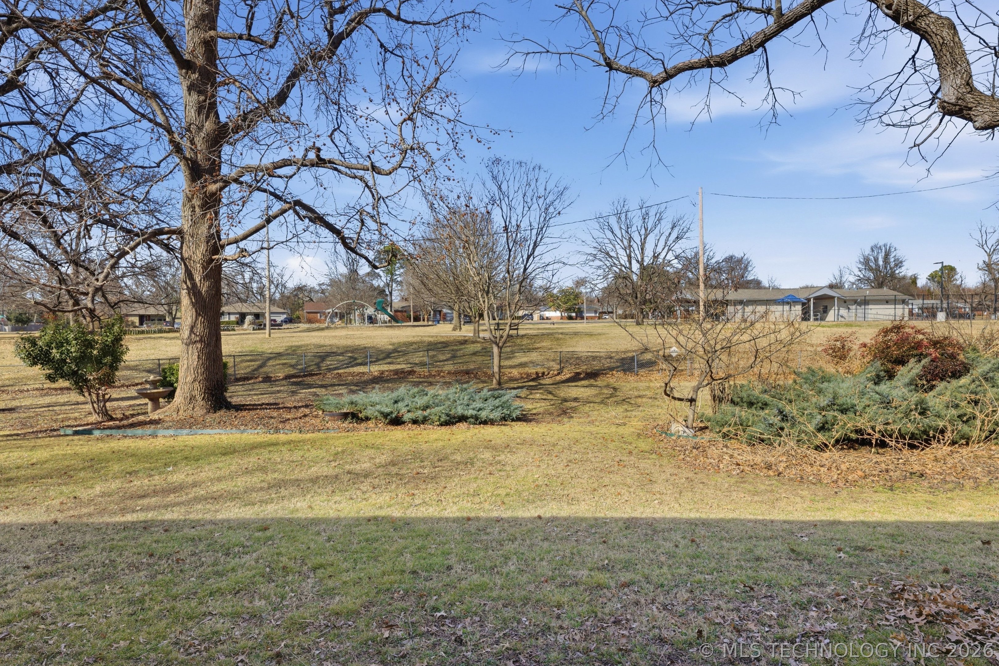 4209 E 40th Place Property Photo 25