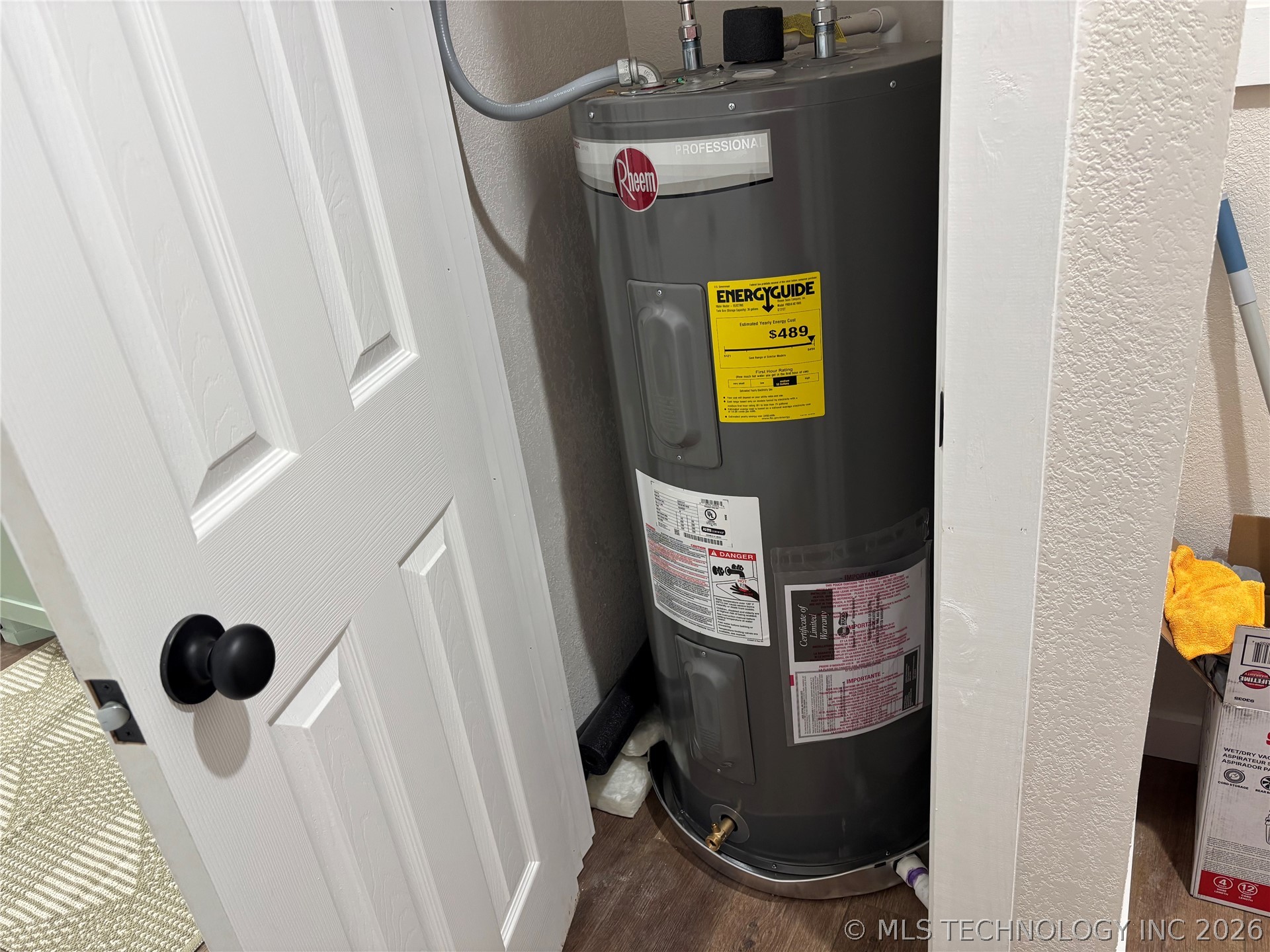 723 Roff Street Ne Property Photo 8