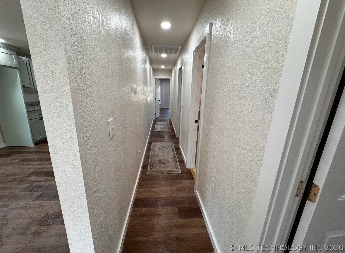 723 Roff Street Ne Property Photo 9