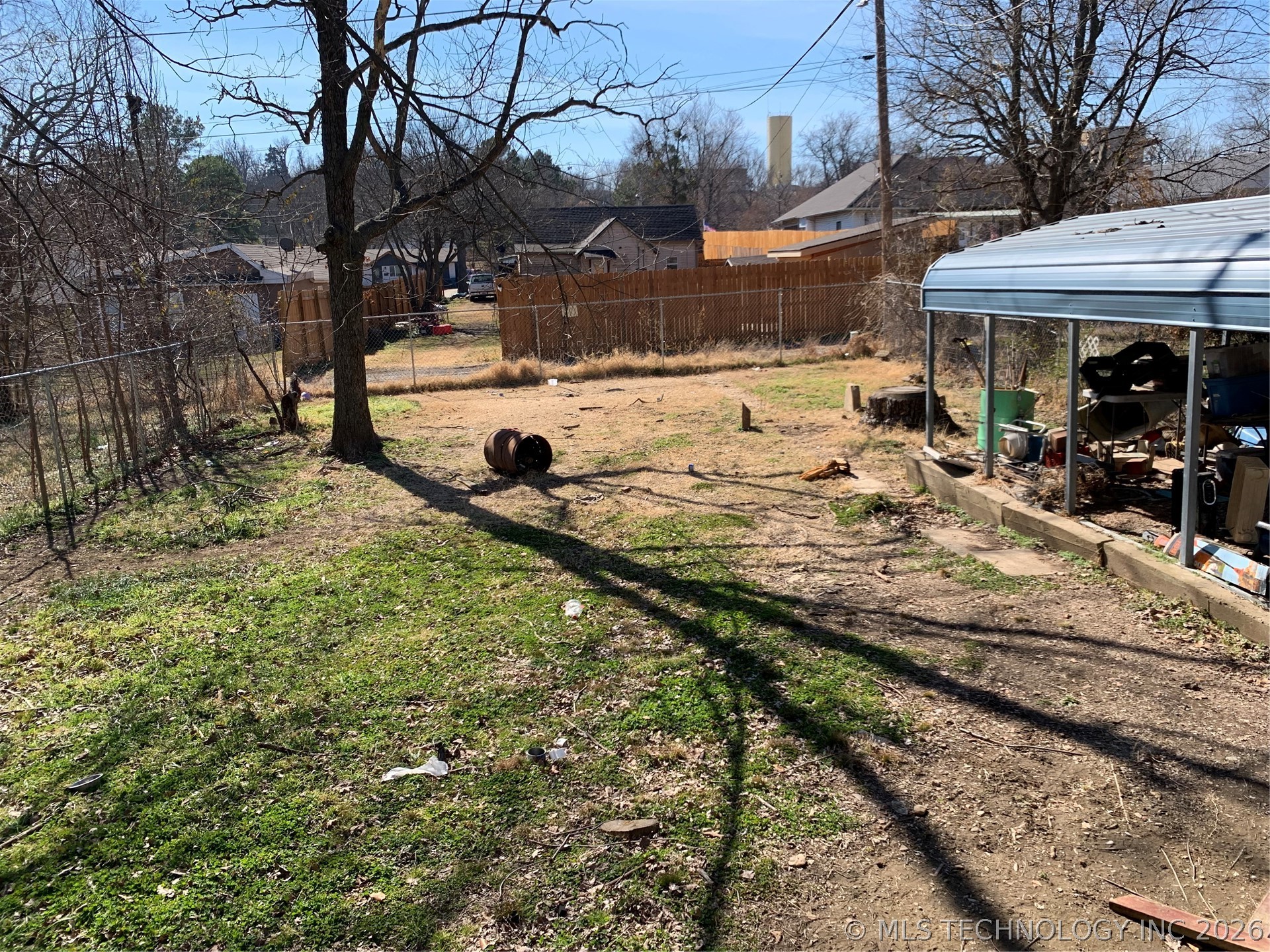 322 E Jackson Property Photo 11