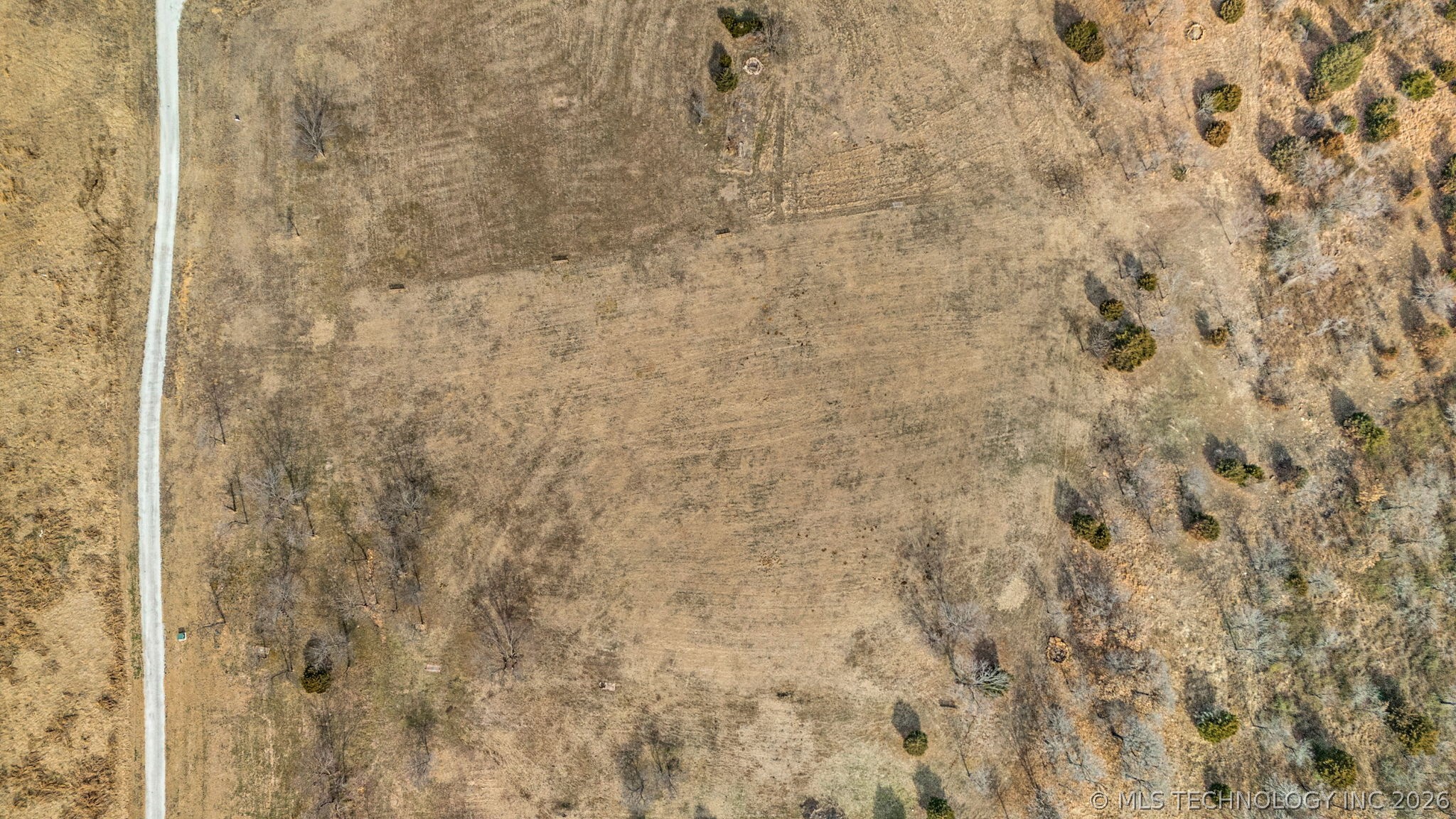 004 W 43rd Street N Property Photo 12