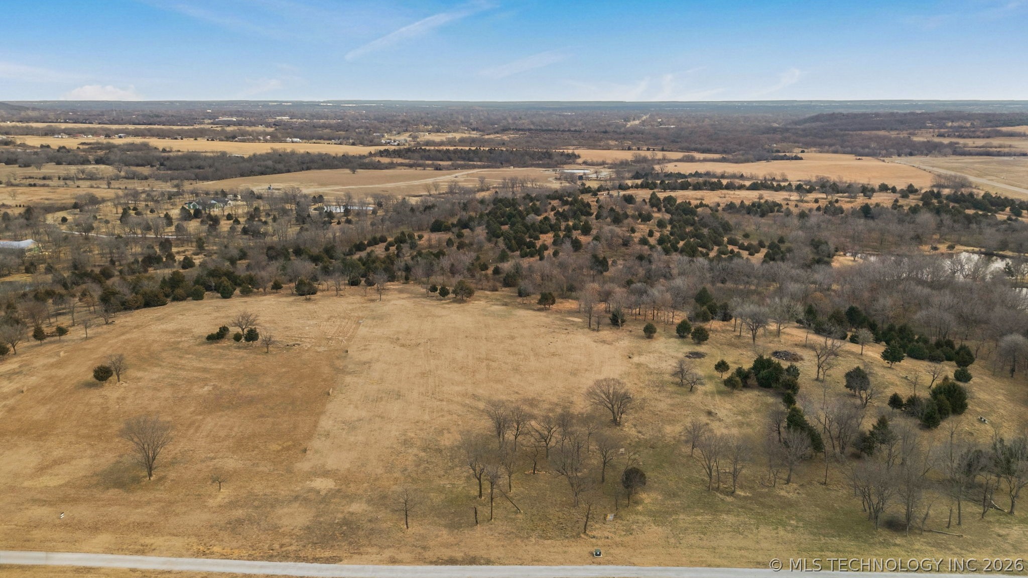 004 W 43rd Street N Property Photo 15