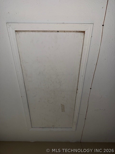 724 S Lake Avenue Property Photo 23