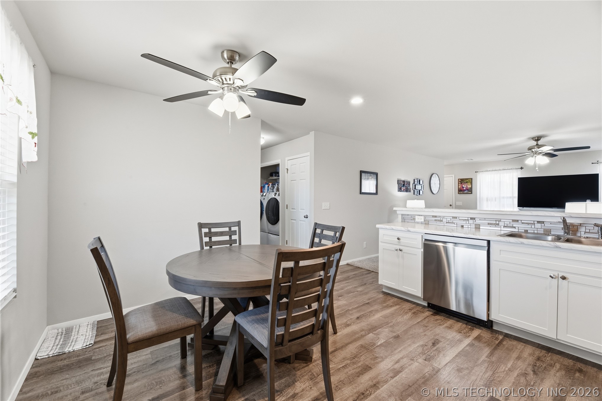 14437 N 76th East Avenue Property Photo 11