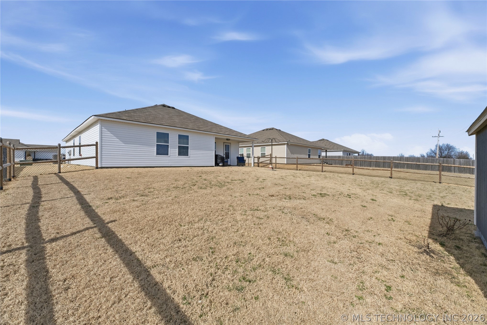 14437 N 76th East Avenue Property Photo 21