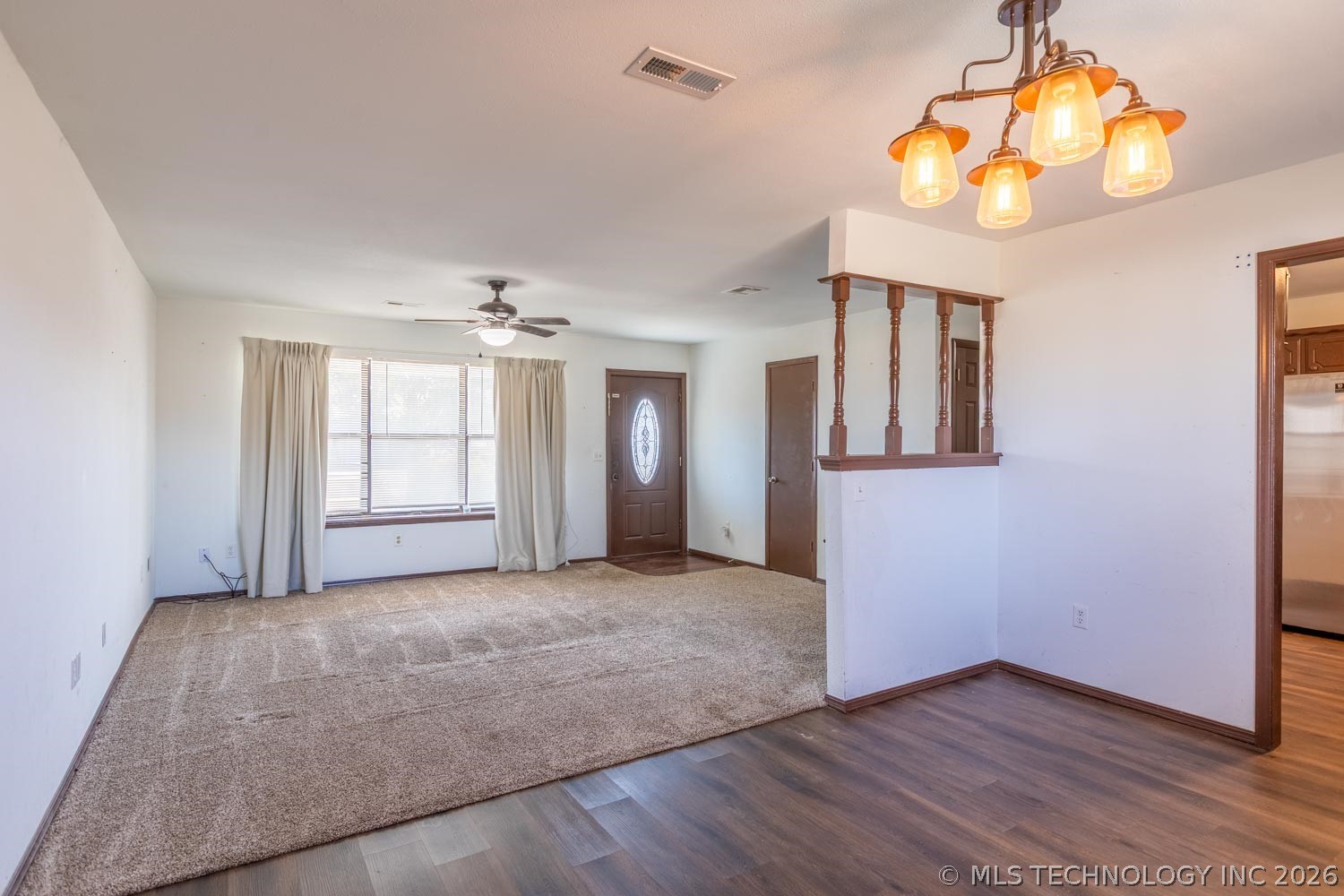 309 W Ford Property Photo 2