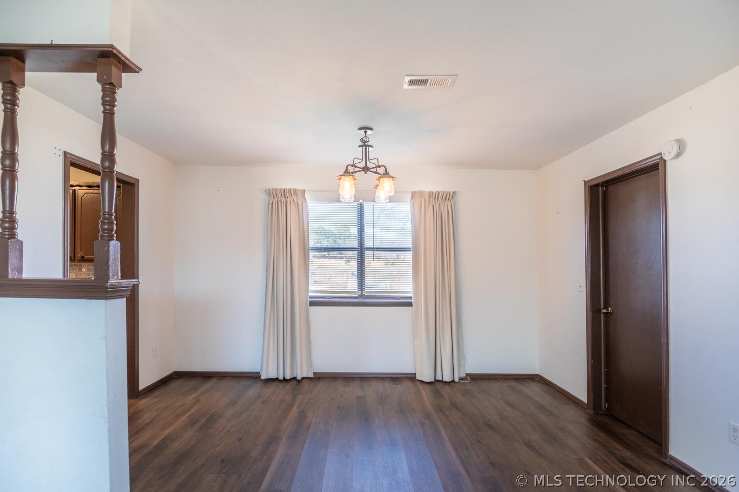 309 W Ford Property Photo 4