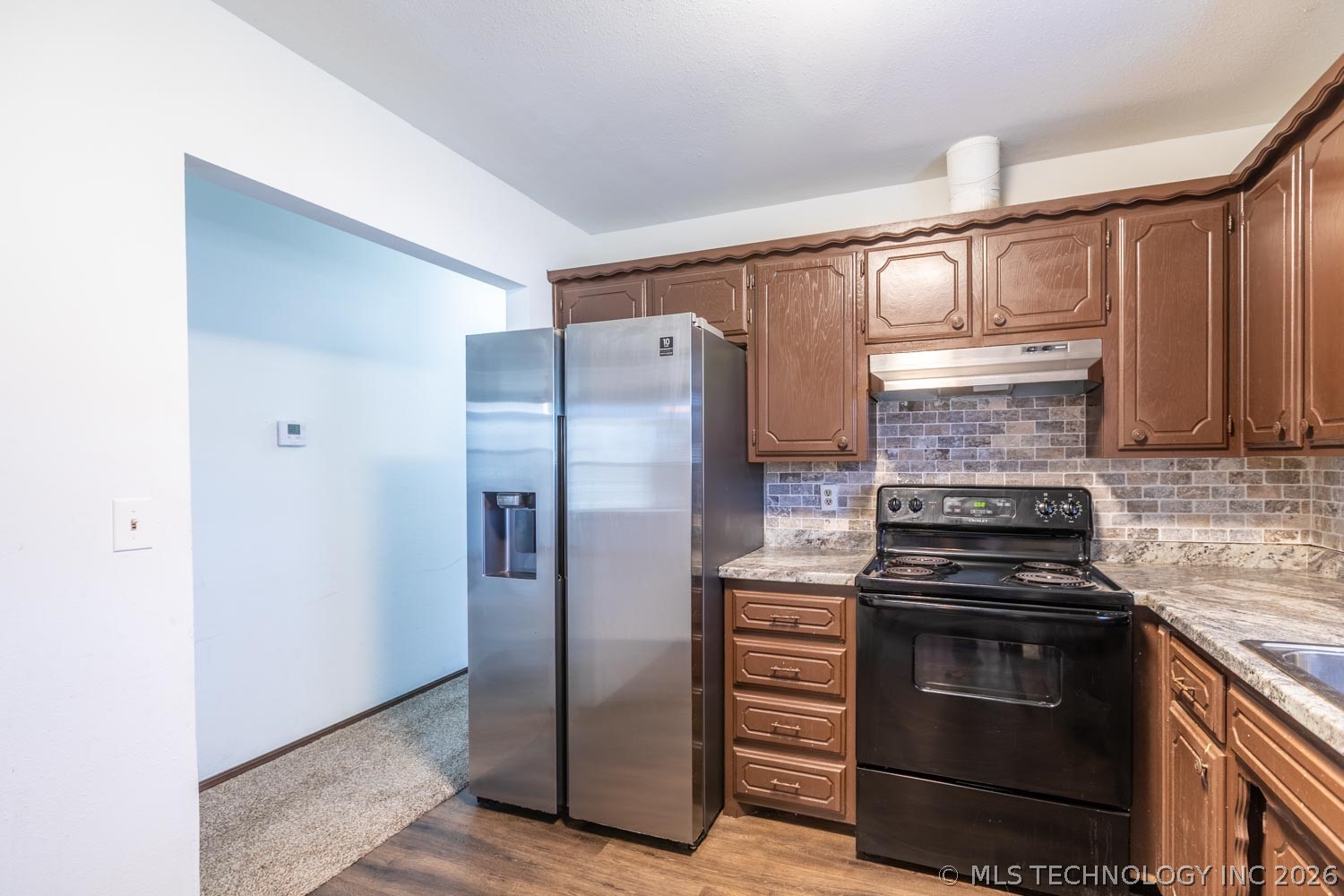 309 W Ford Property Photo 8