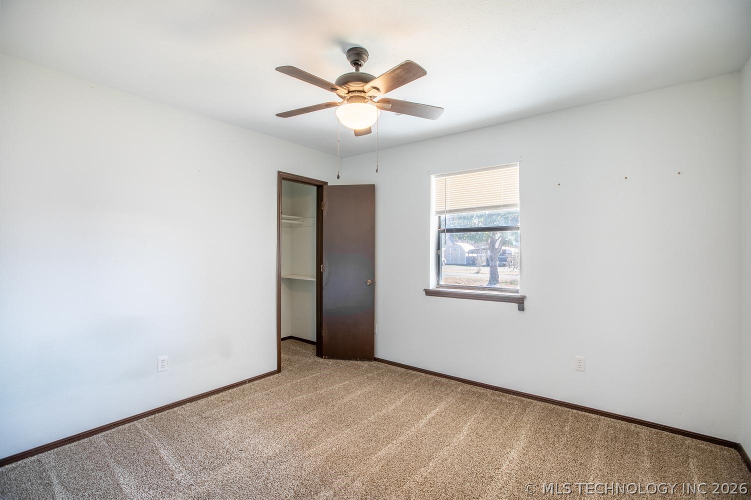 309 W Ford Property Photo 12