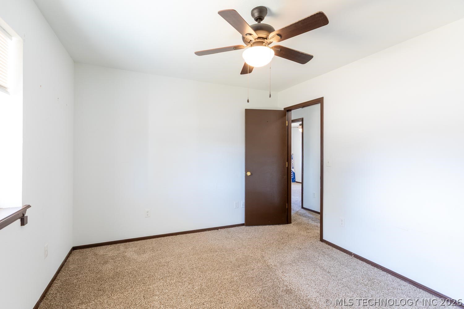 309 W Ford Property Photo 14