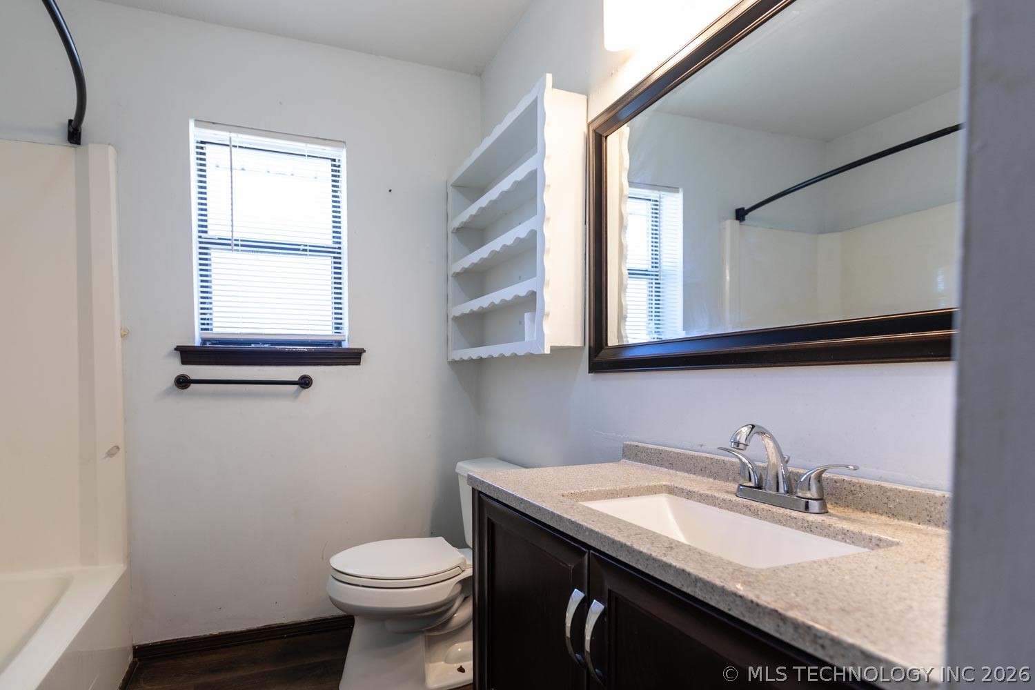 309 W Ford Property Photo 24