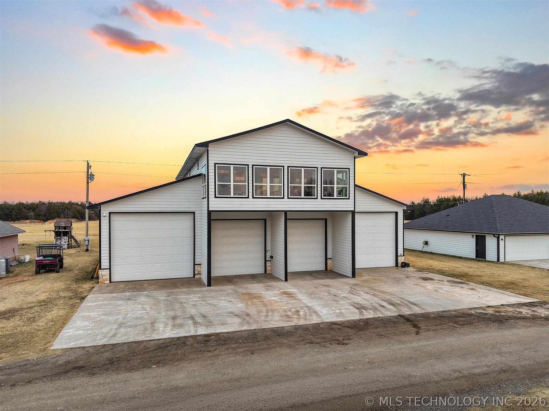 267 Long Beach Property Photo 2