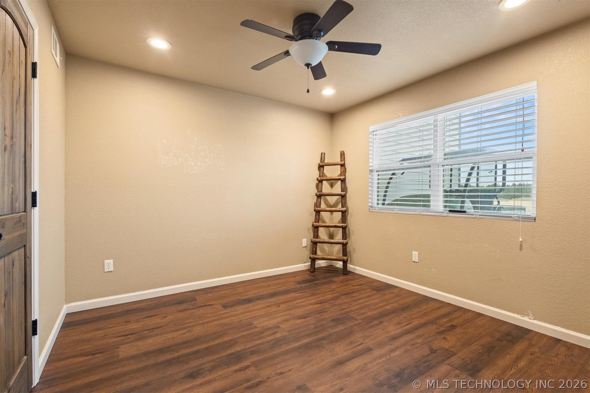 267 Long Beach Property Photo 19