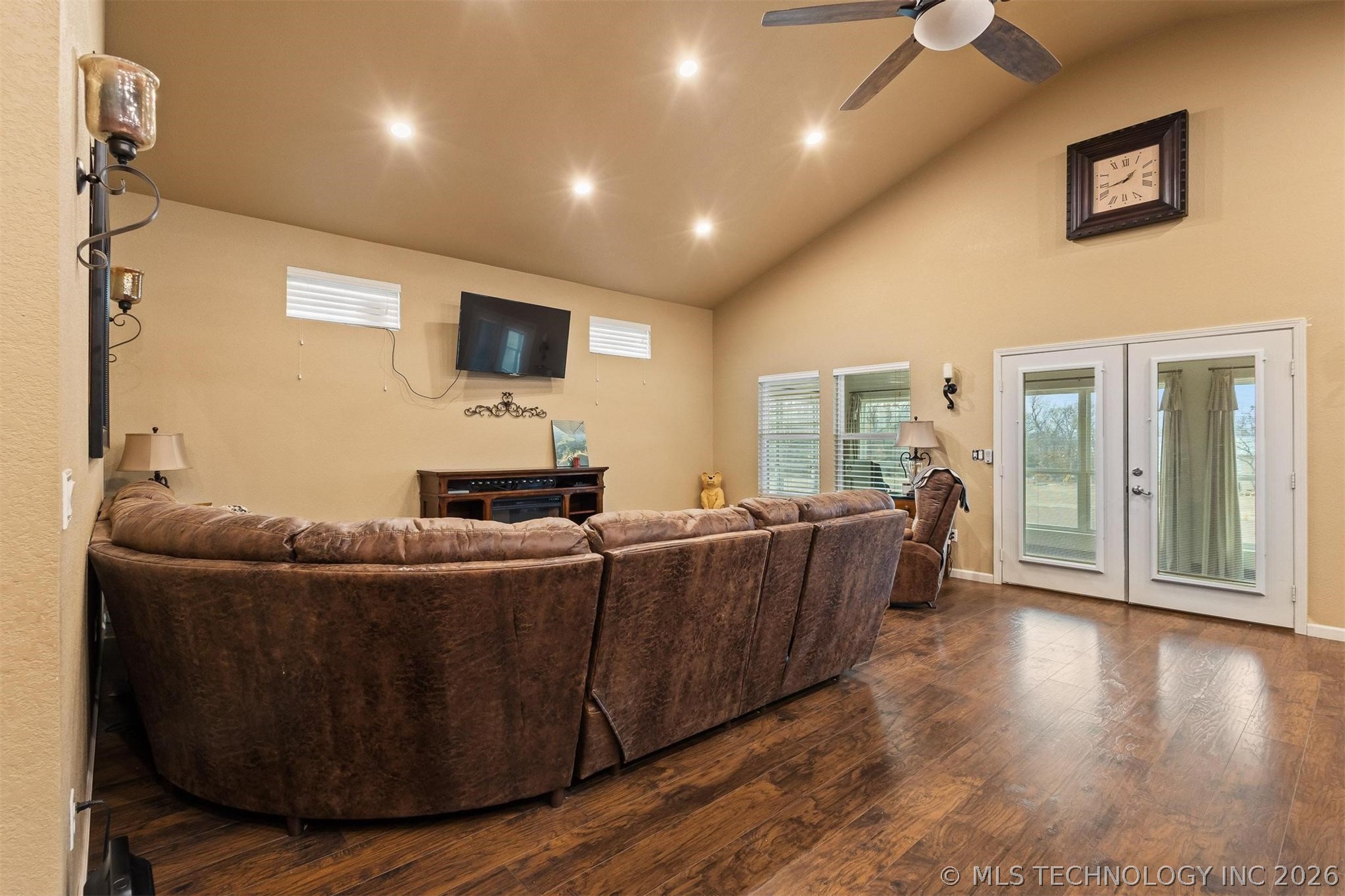 267 Long Beach Property Photo 22