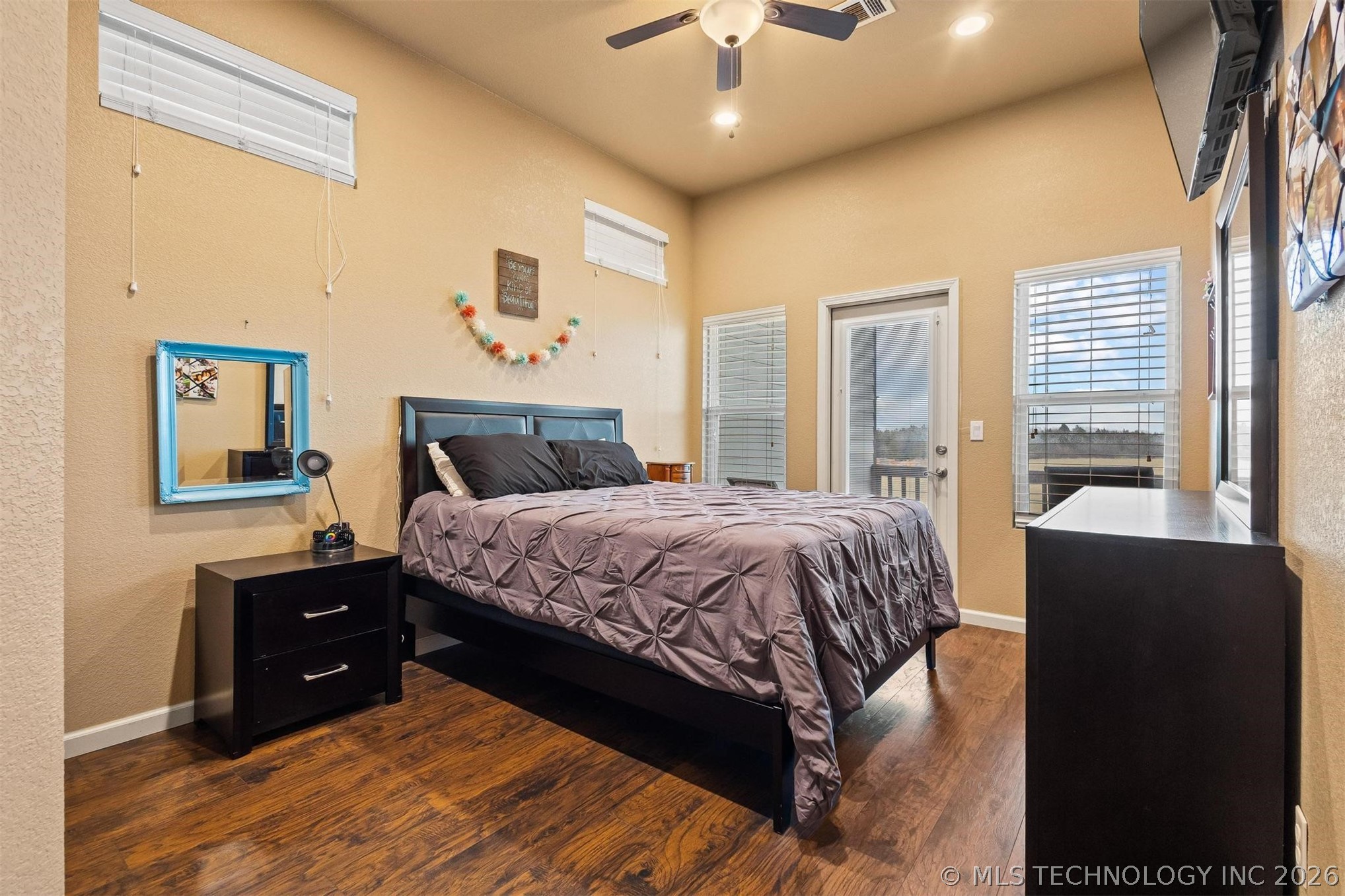 267 Long Beach Property Photo 32