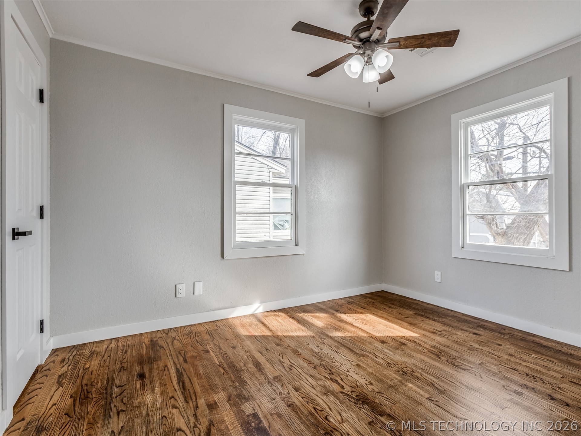 710 E 33rd Street N Property Photo 17