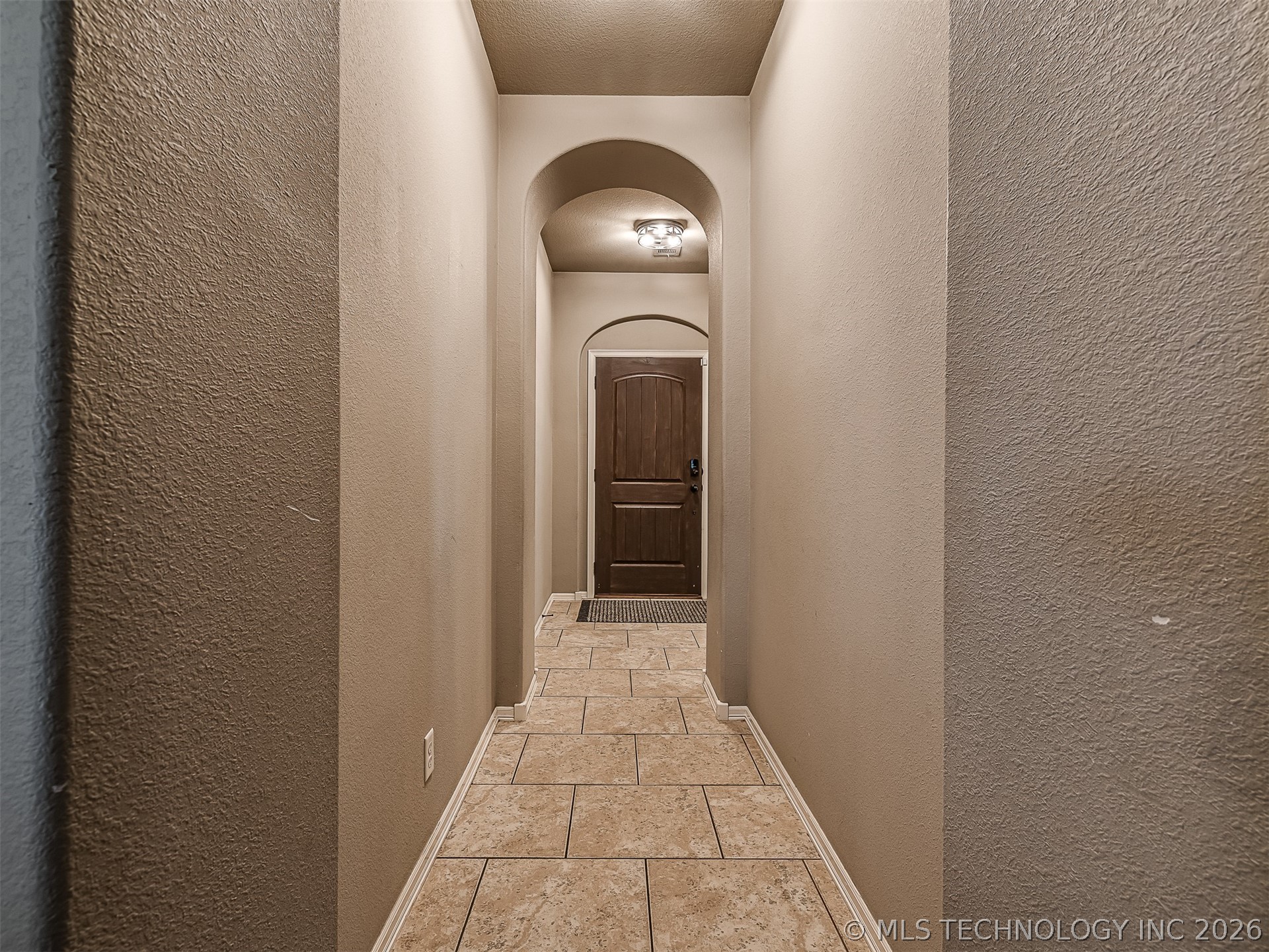 13307 S 21st Place Property Photo 11