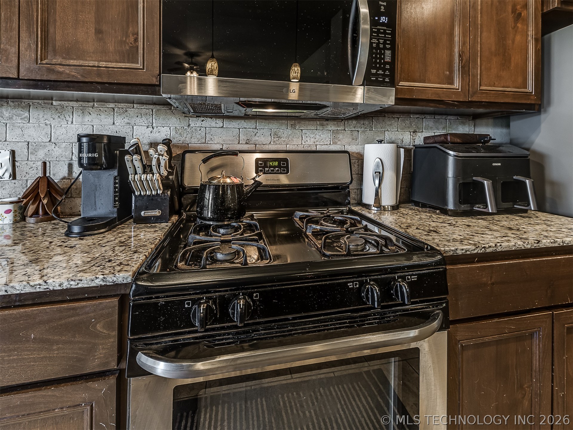 13307 S 21st Place Property Photo 24