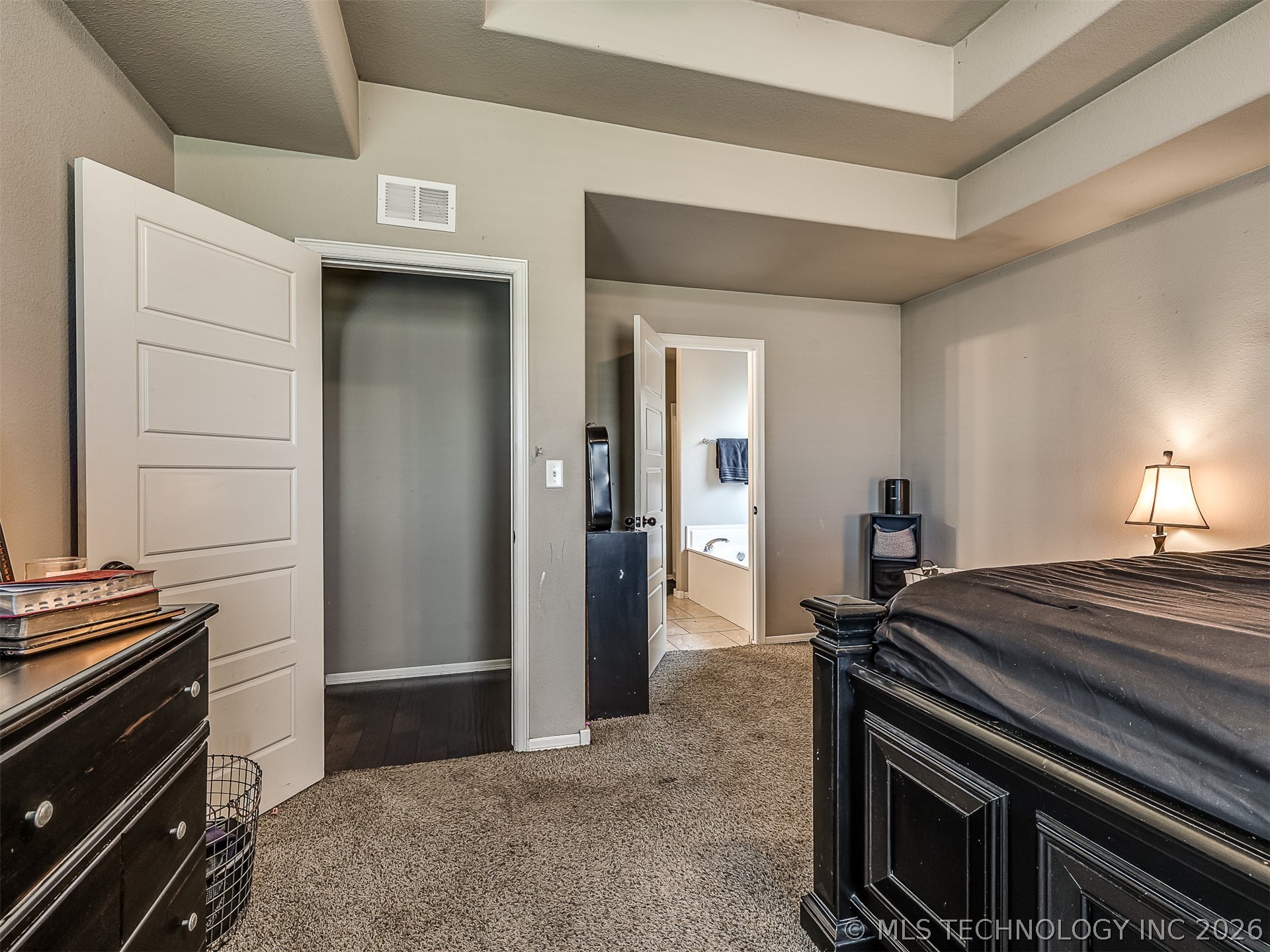 13307 S 21st Place Property Photo 28