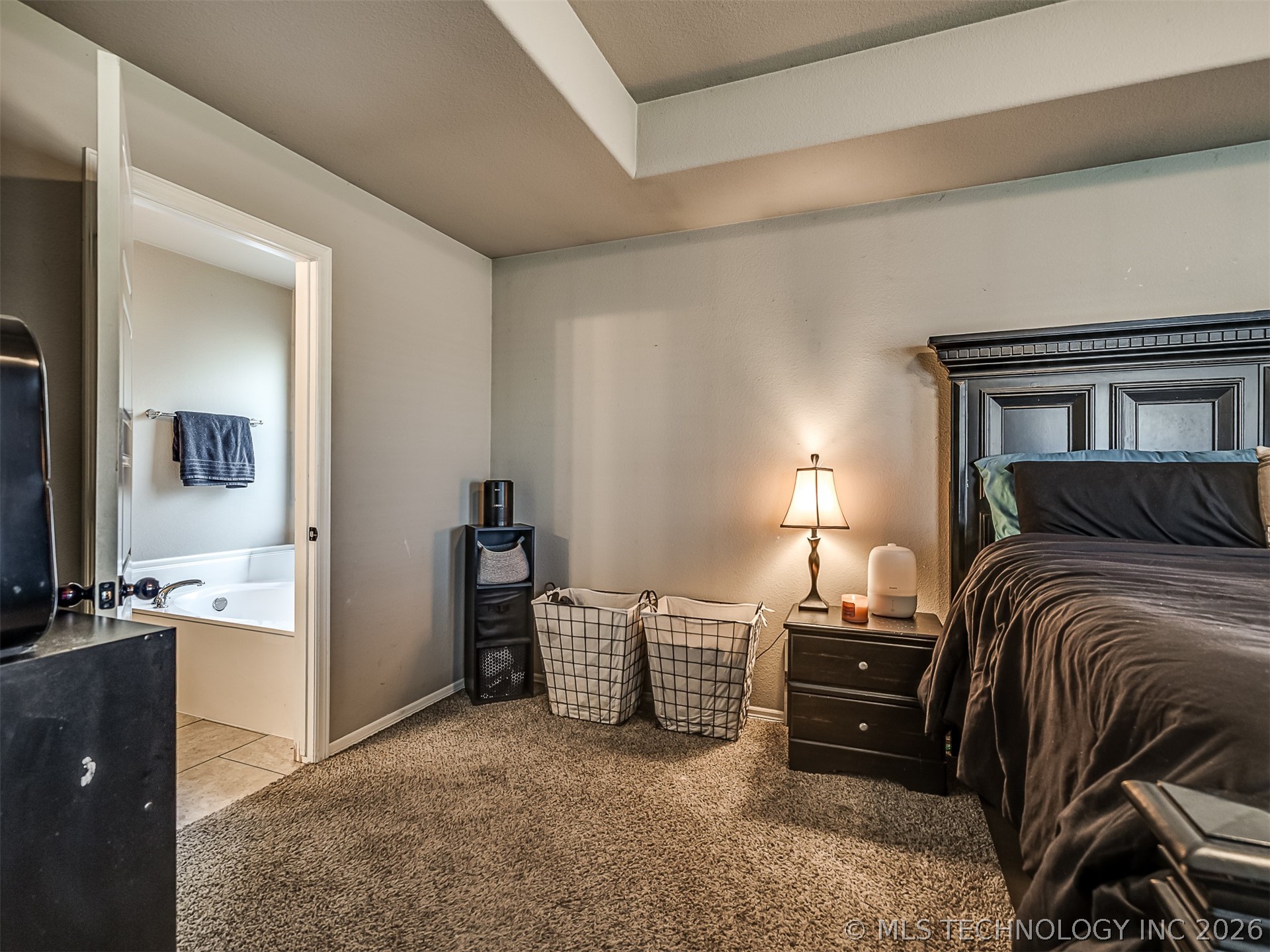 13307 S 21st Place Property Photo 30