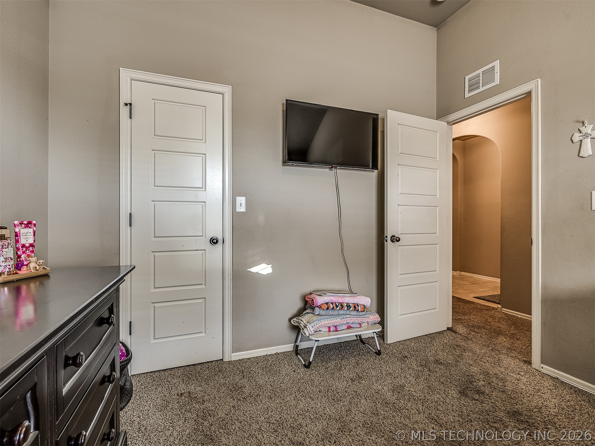 13307 S 21st Place Property Photo 45