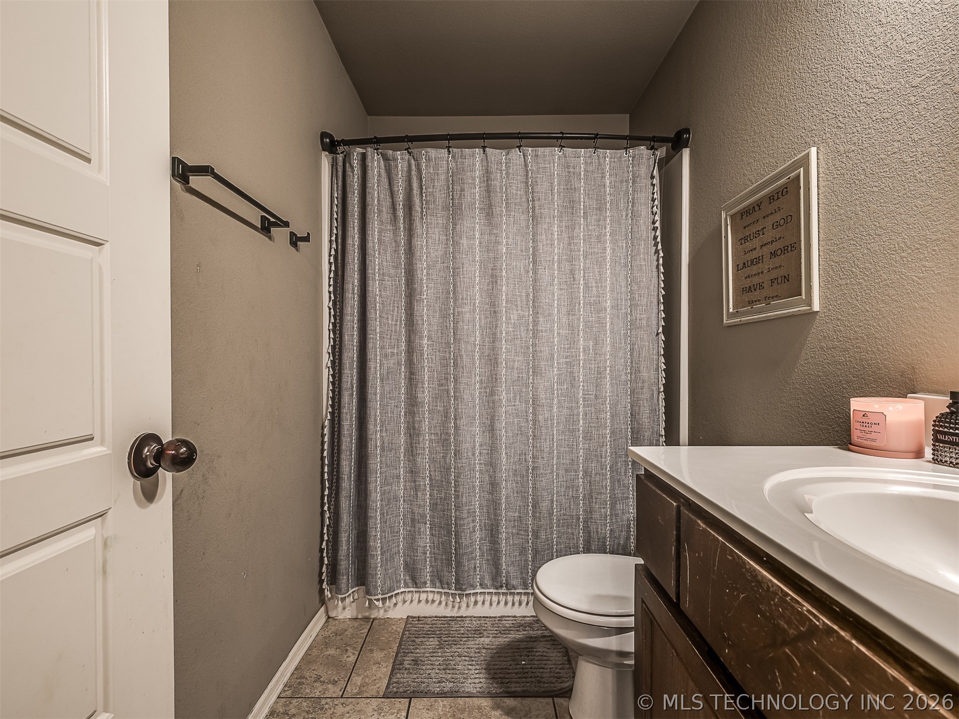 13307 S 21st Place Property Photo 47