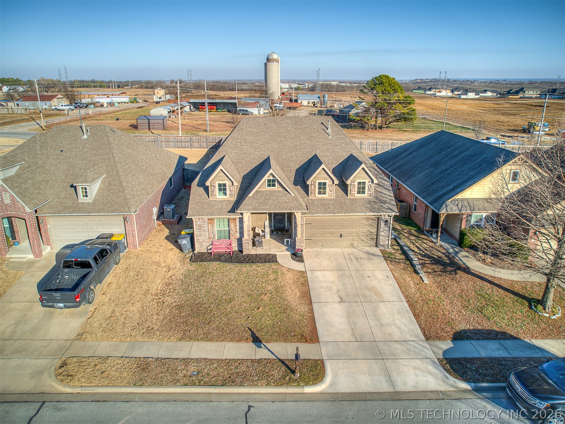 13307 S 21st Place Property Photo 60