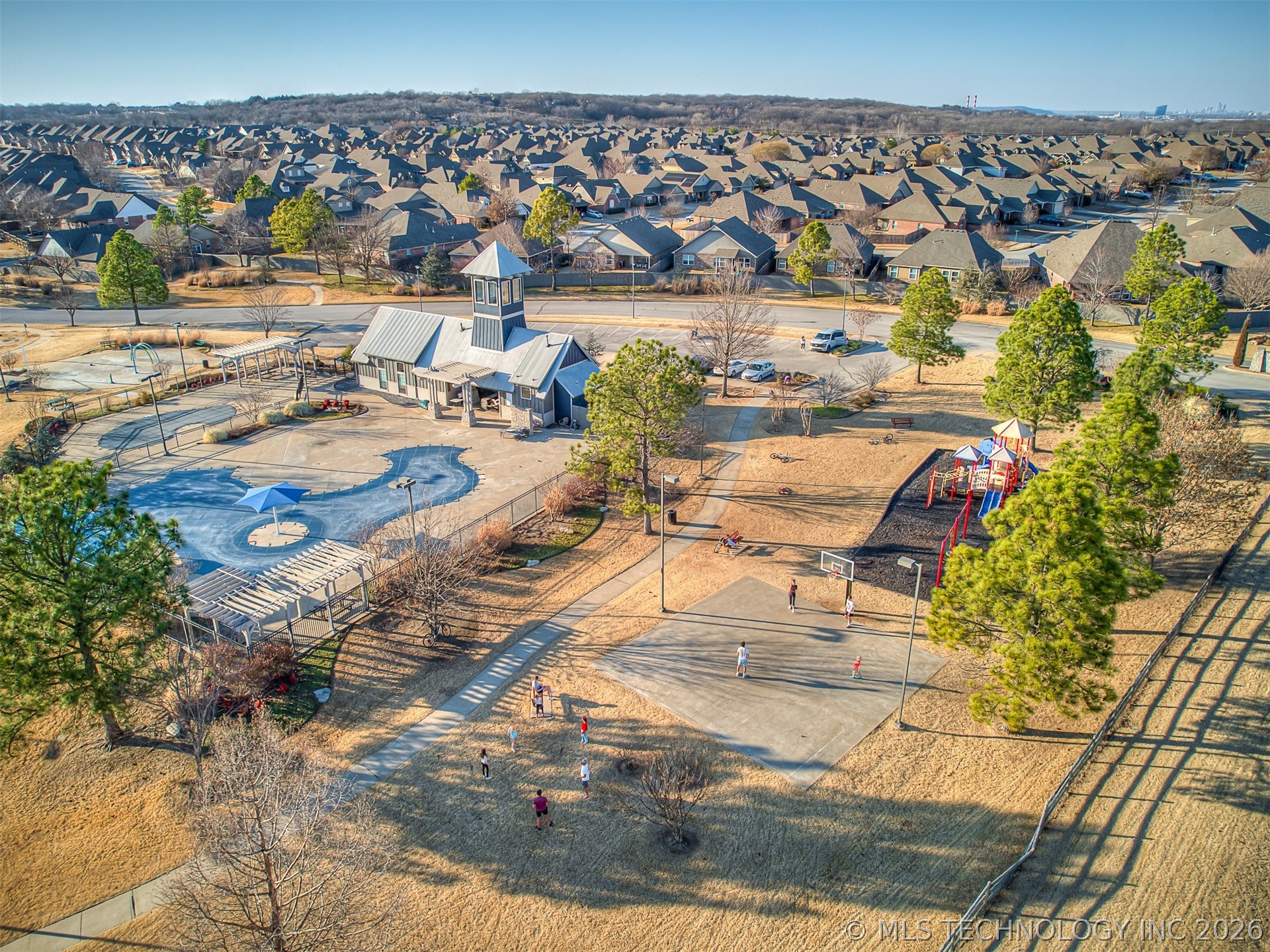 13307 S 21st Place Property Photo 72