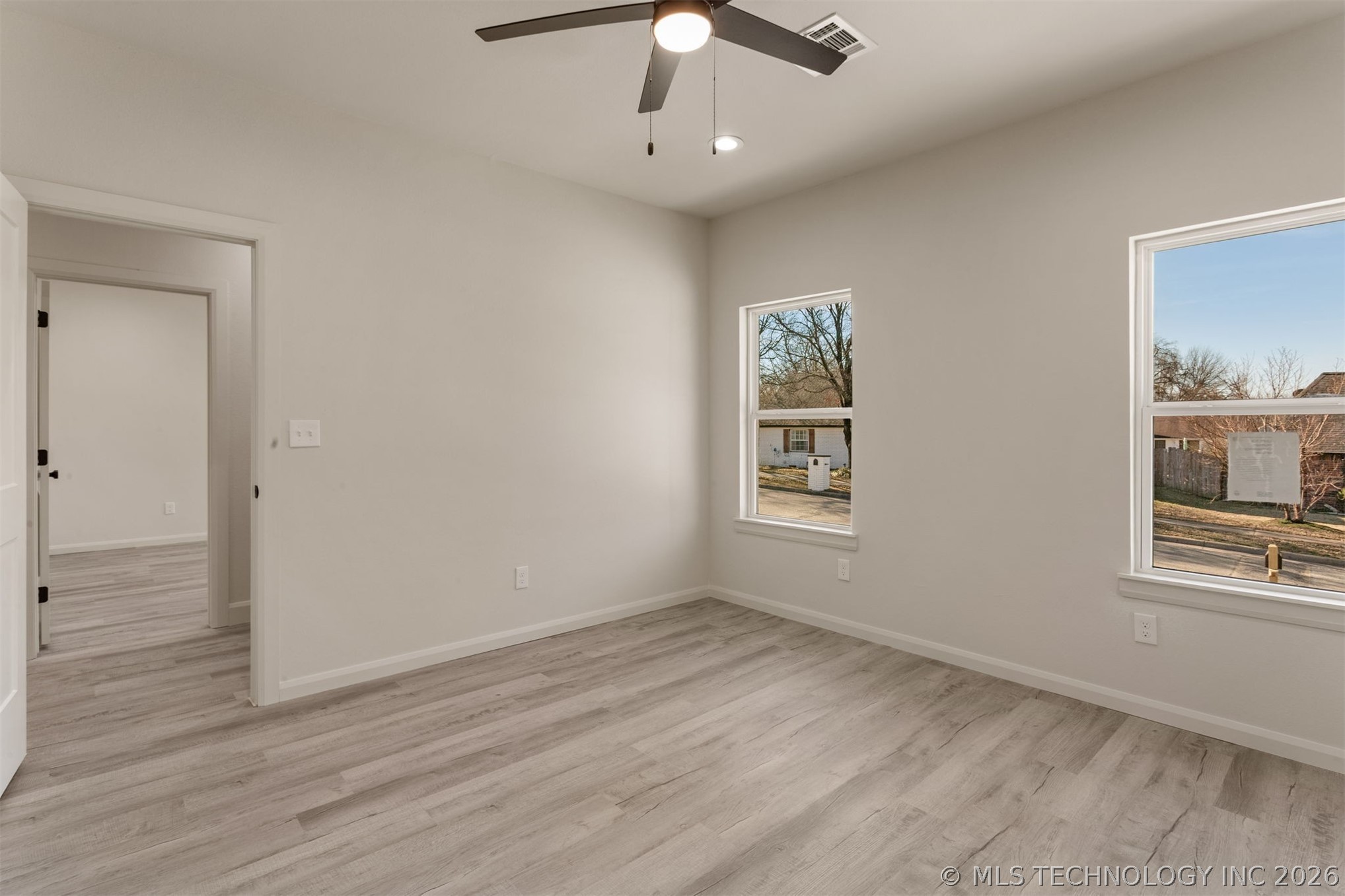 13835 E 27th Place Property Photo 17