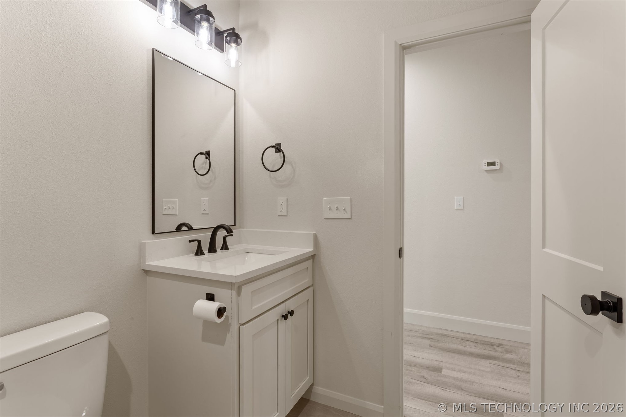 13835 E 27th Place Property Photo 19