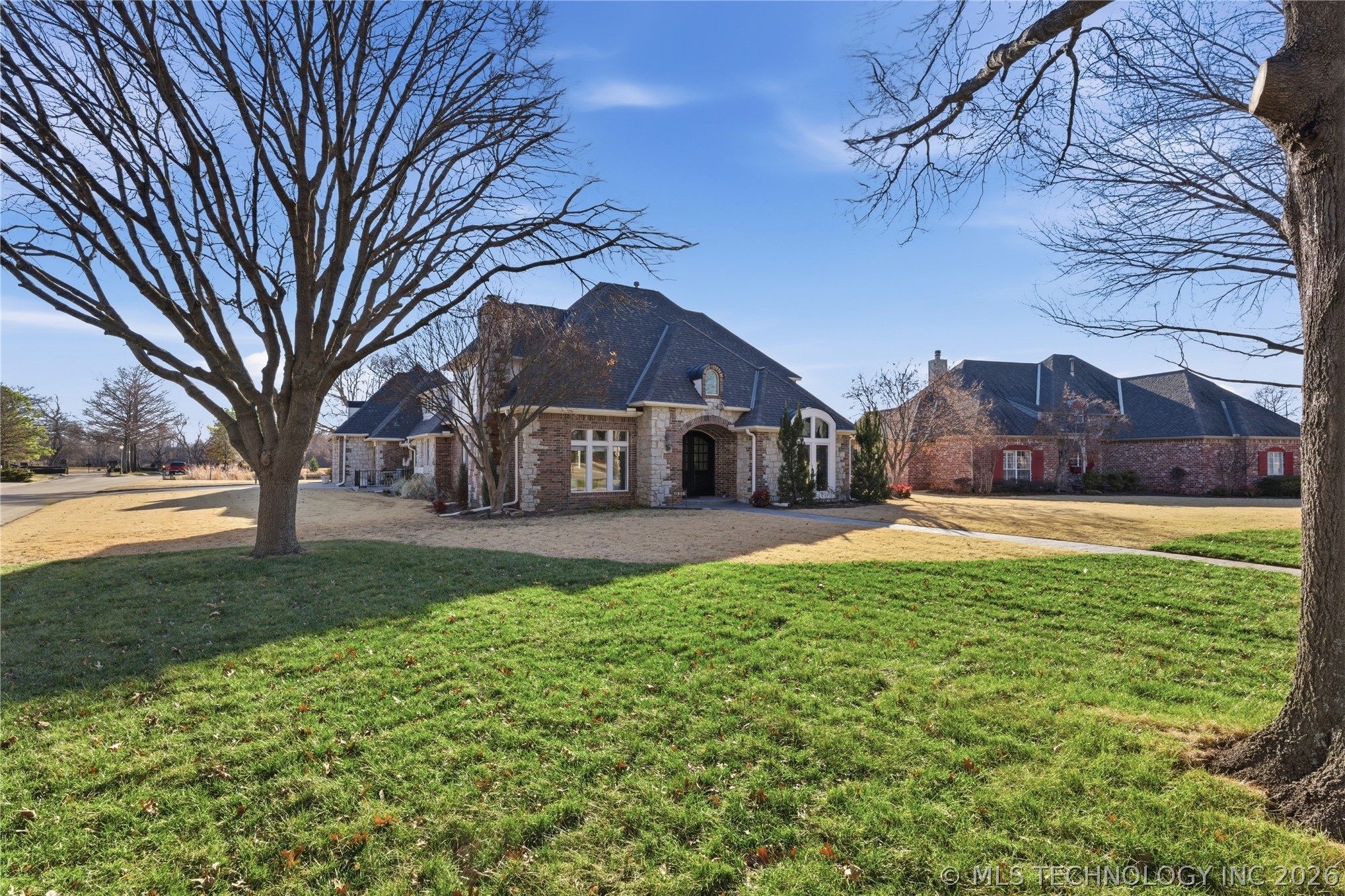 11938 S Canton Avenue Property Photo 2