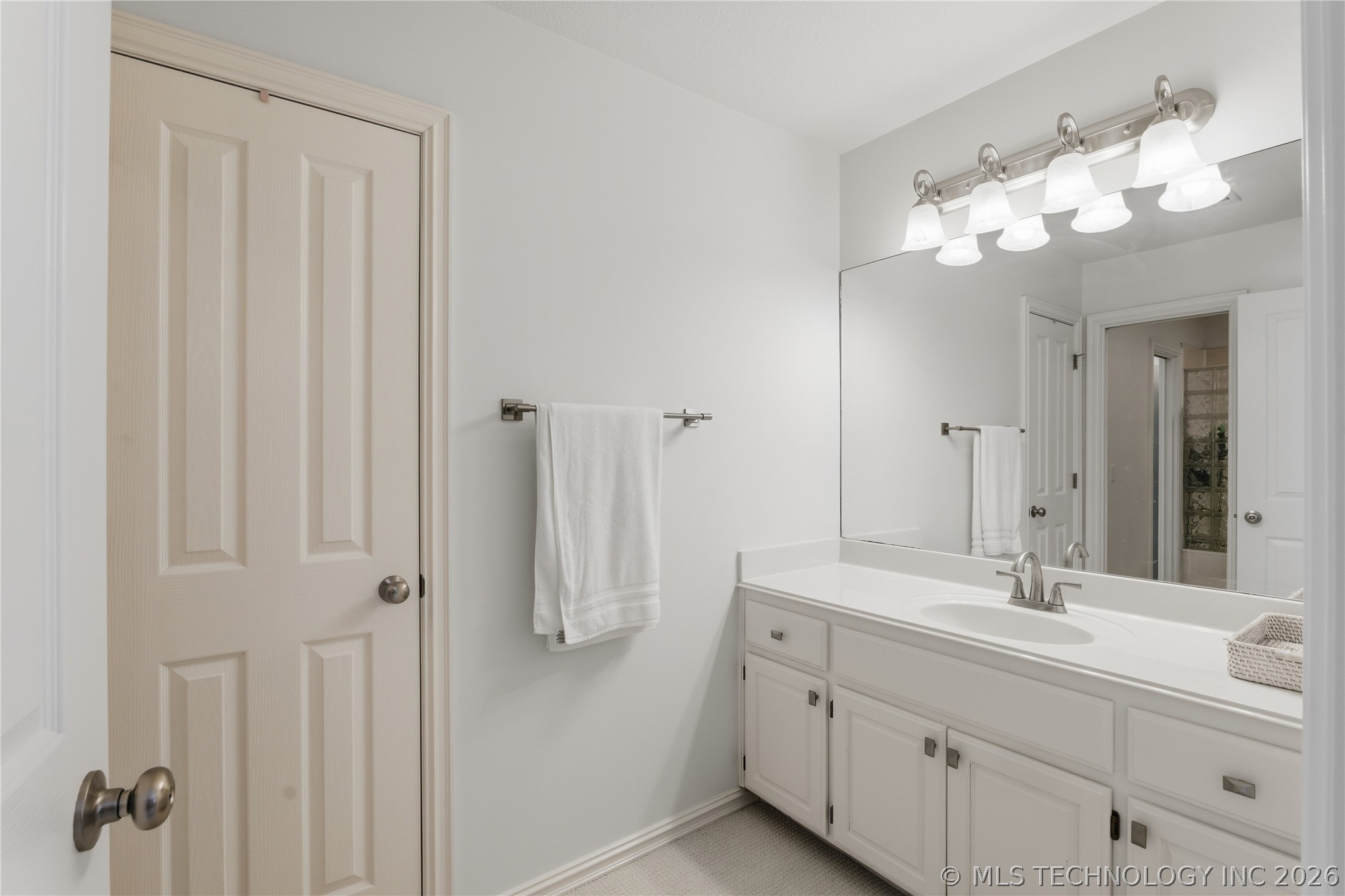 11938 S Canton Avenue Property Photo 27