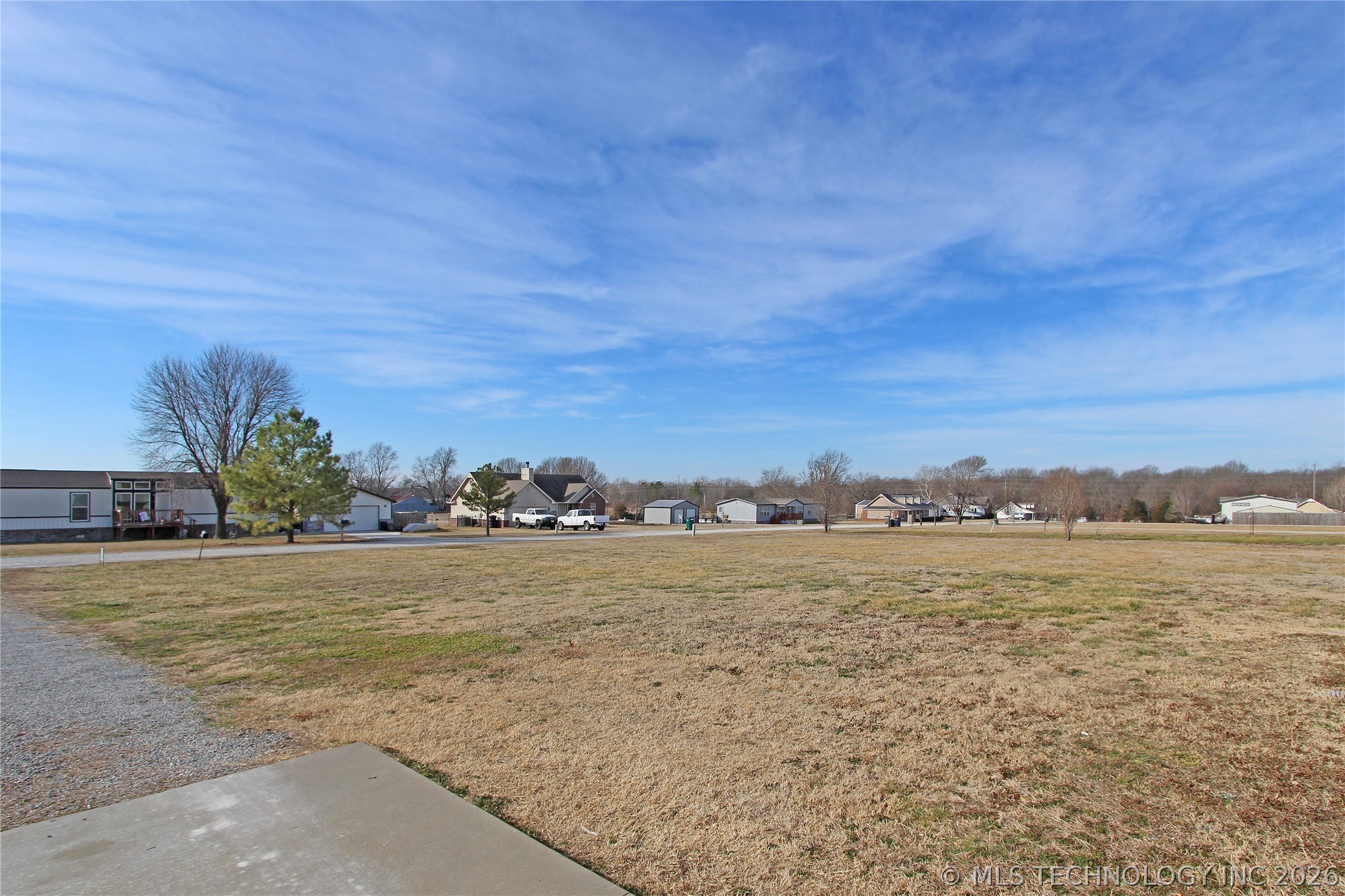 398186 W 3230 Drive Property Photo 4