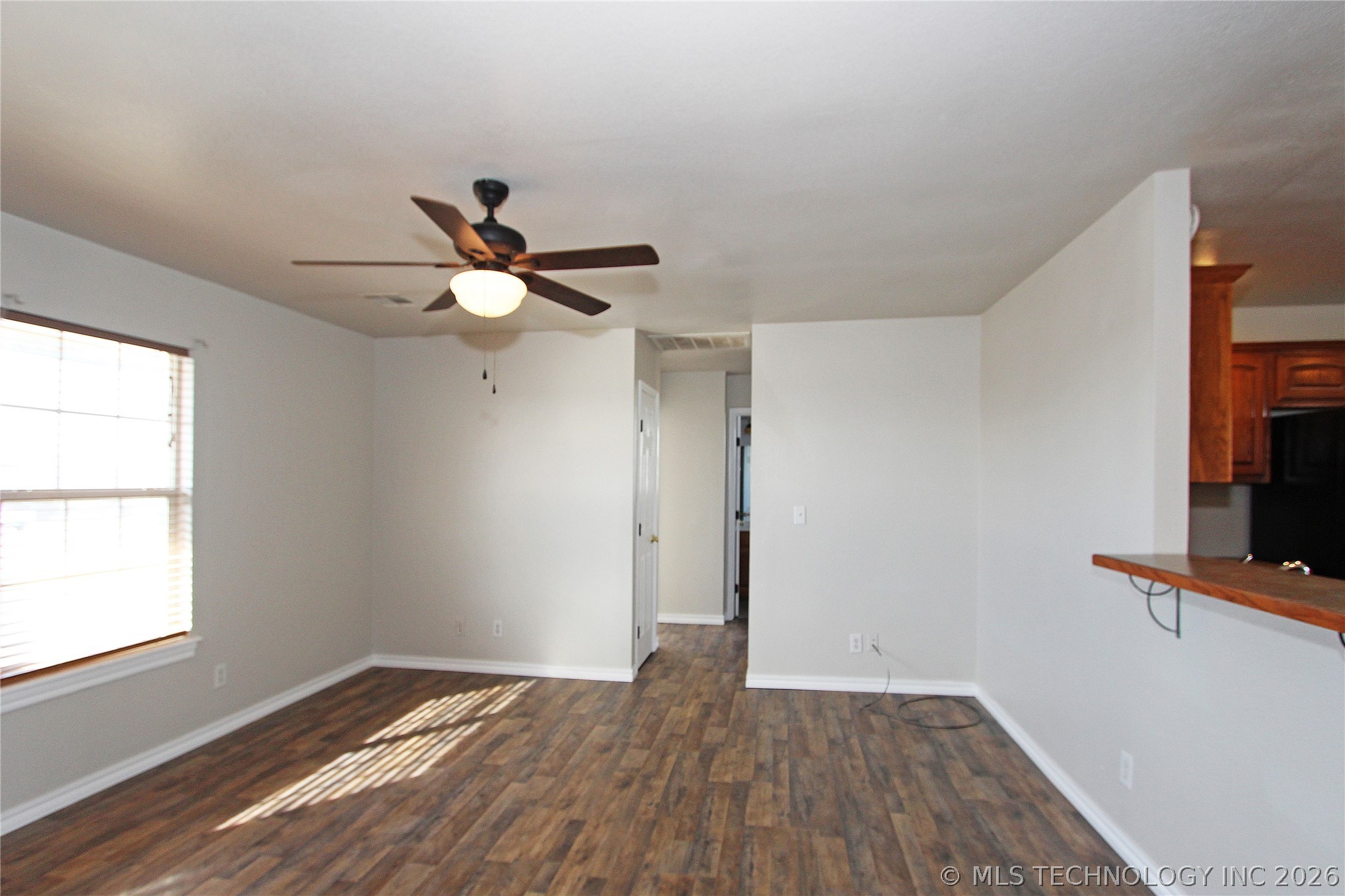 398186 W 3230 Drive Property Photo 6