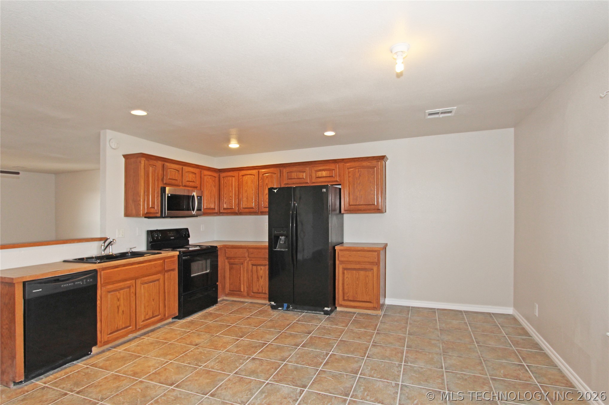 398186 W 3230 Drive Property Photo 12